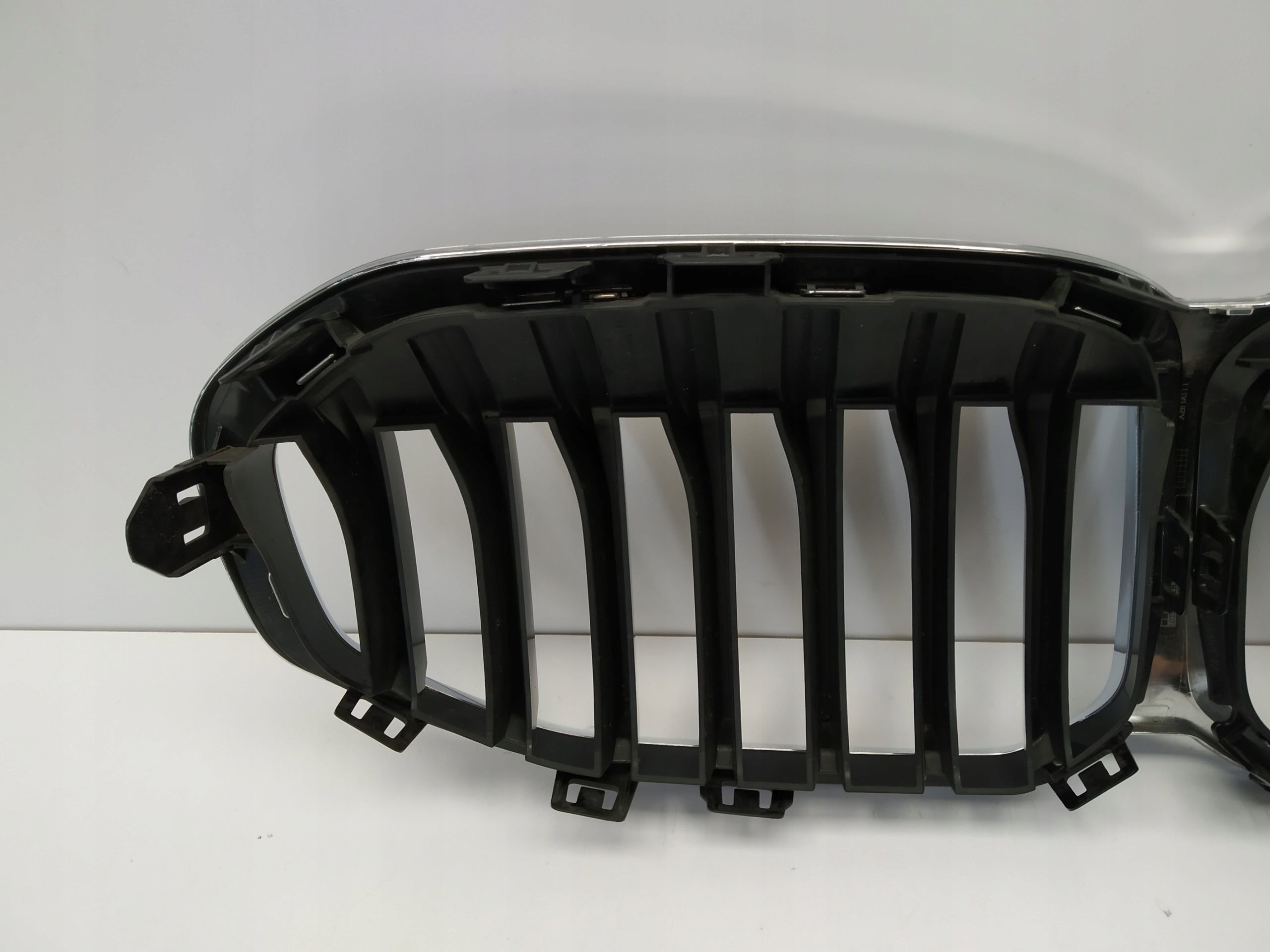 Kühlergrill BMW F40 FRONTGRILL Kühlergitter