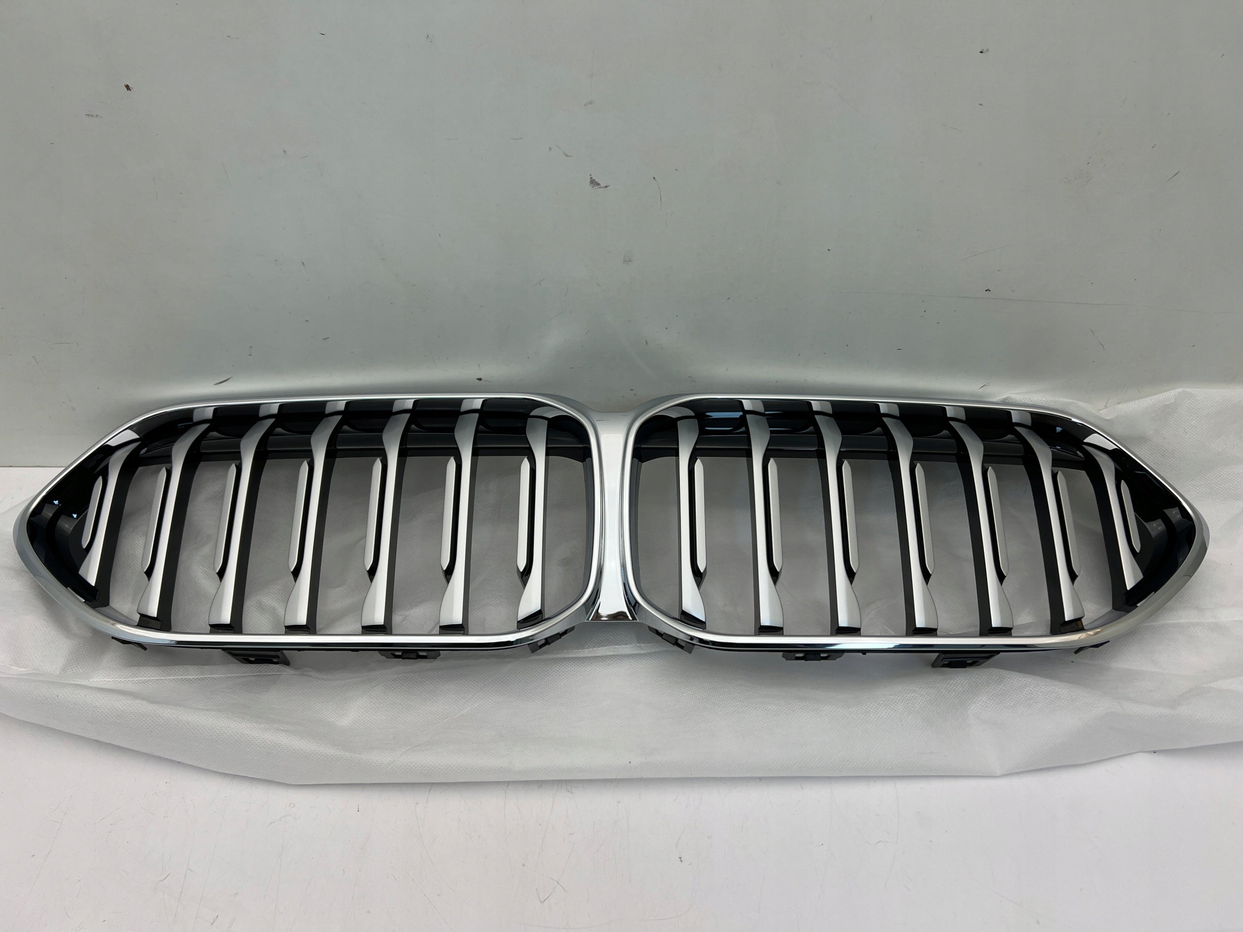 Kühlergrill BMW 2 F44 FRONTGRILL 5A39372 Kühlergitter