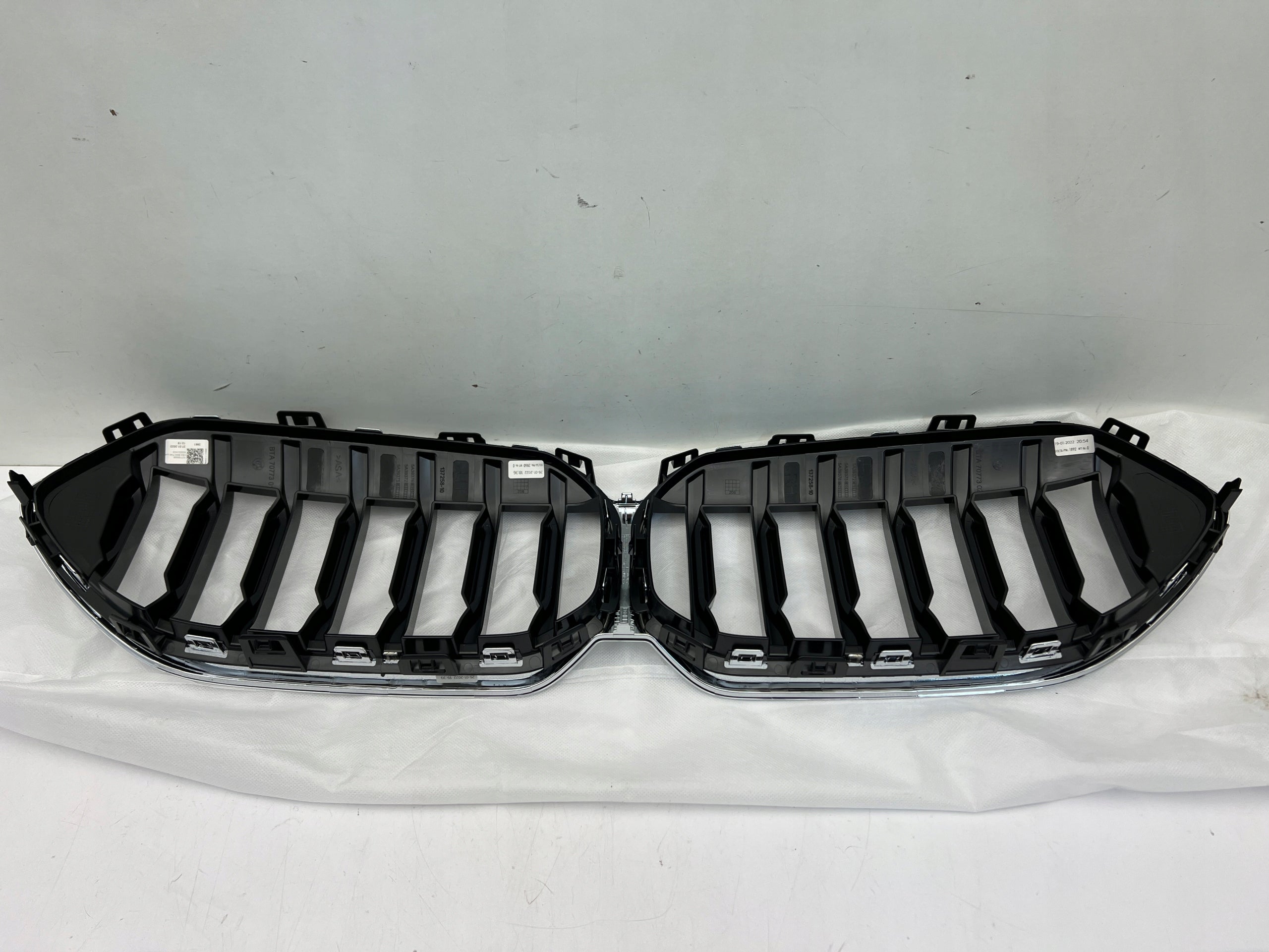 Kühlergrill BMW 2 F44 FRONTGRILL 5A39372 Kühlergitter