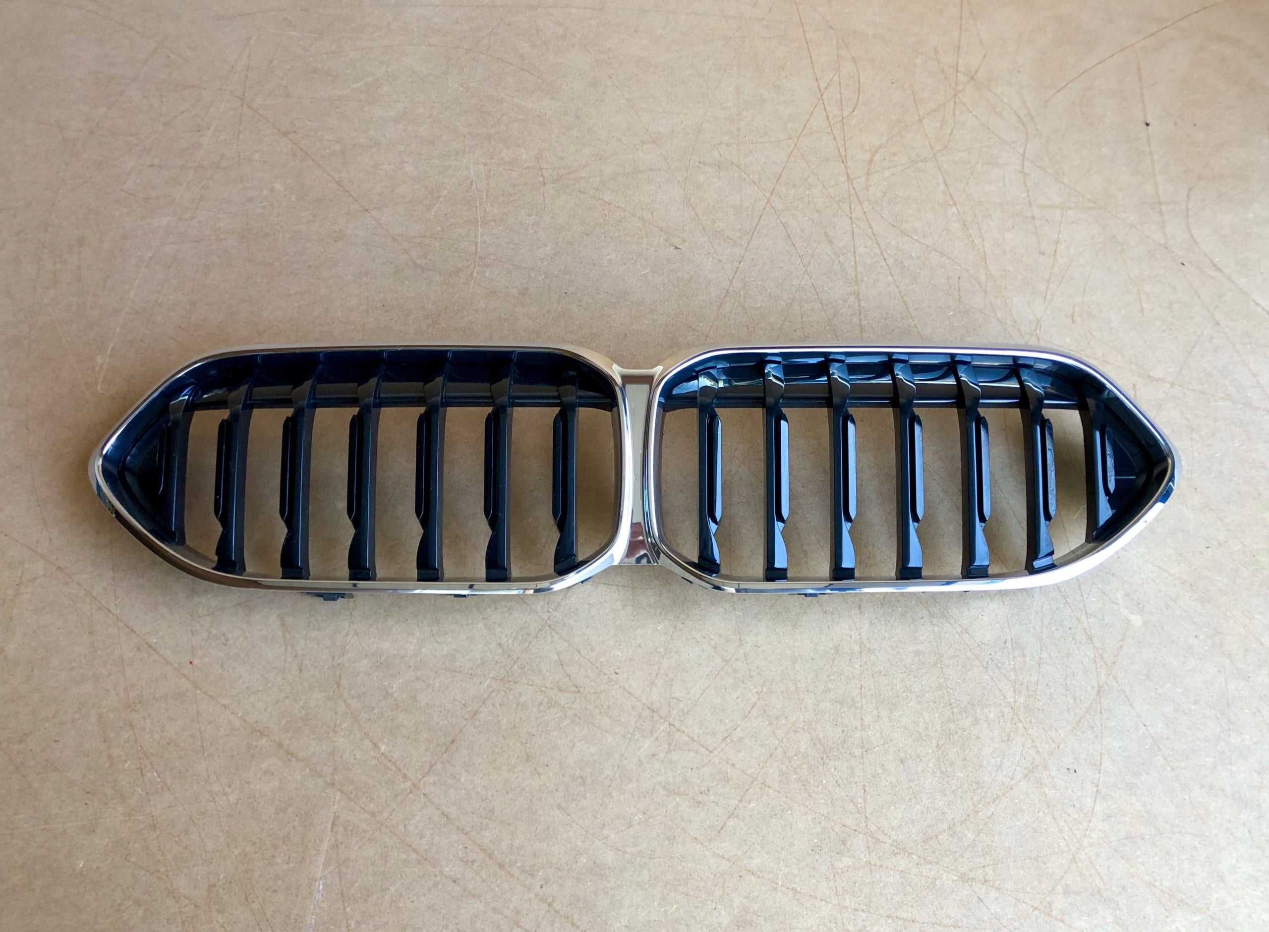 Kühlergrill BMW 2 F44 FRONTGRILL 5A39372 Kühlergitter