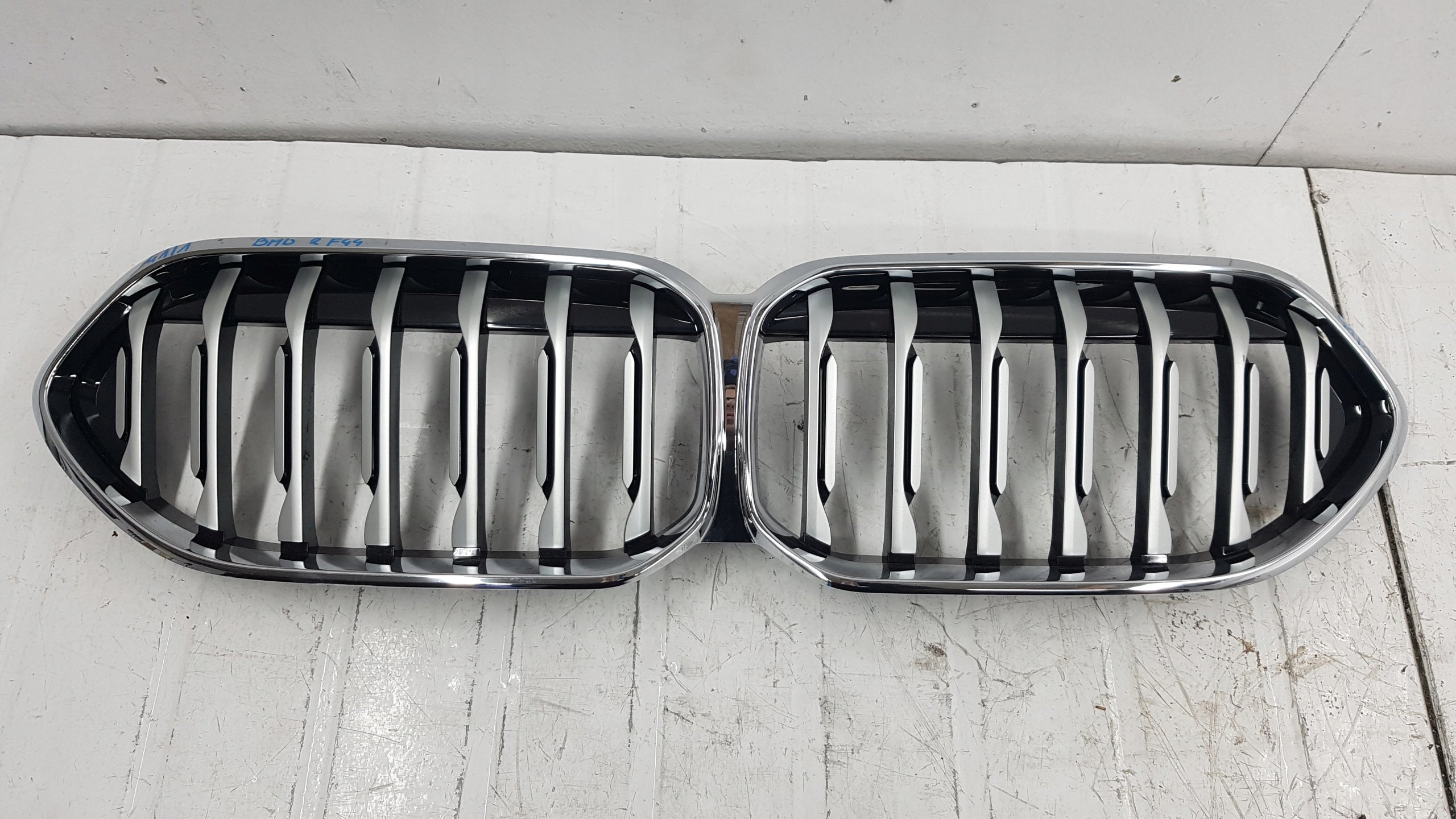 Kühlergrill BMW 2 F44 FRONTGRILL Kühlergitter