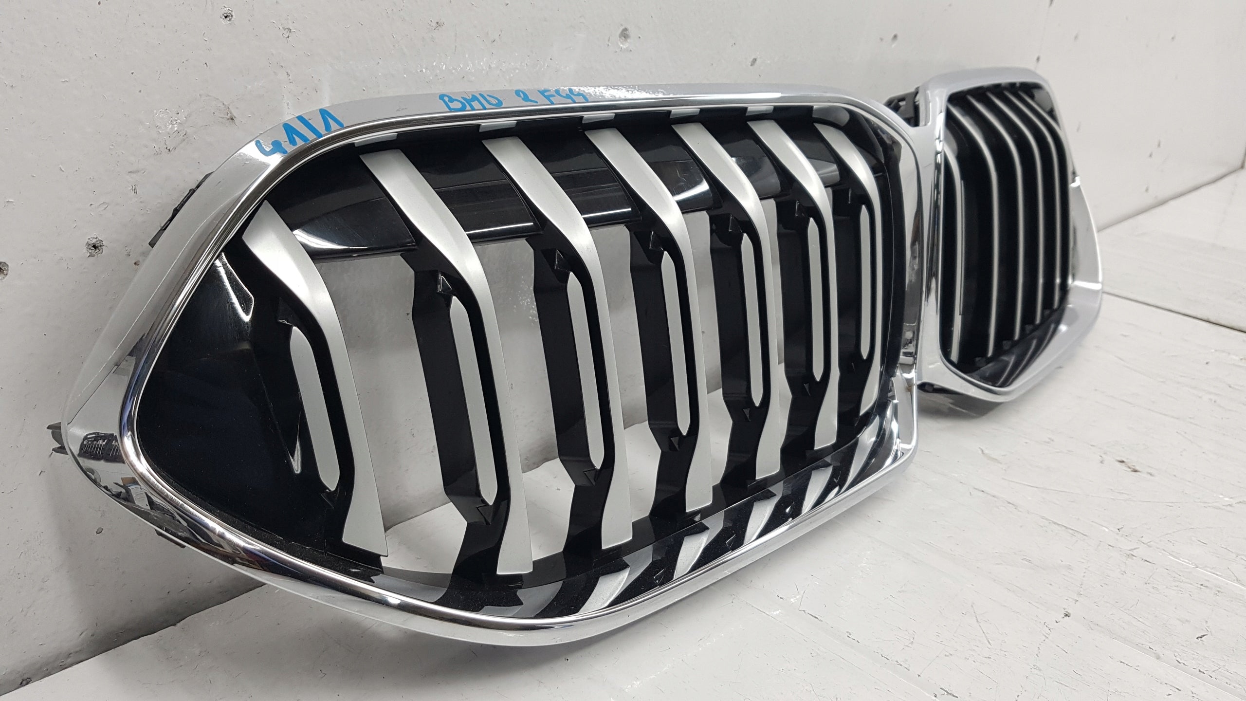 Kühlergrill BMW 2 F44 FRONTGRILL Kühlergitter