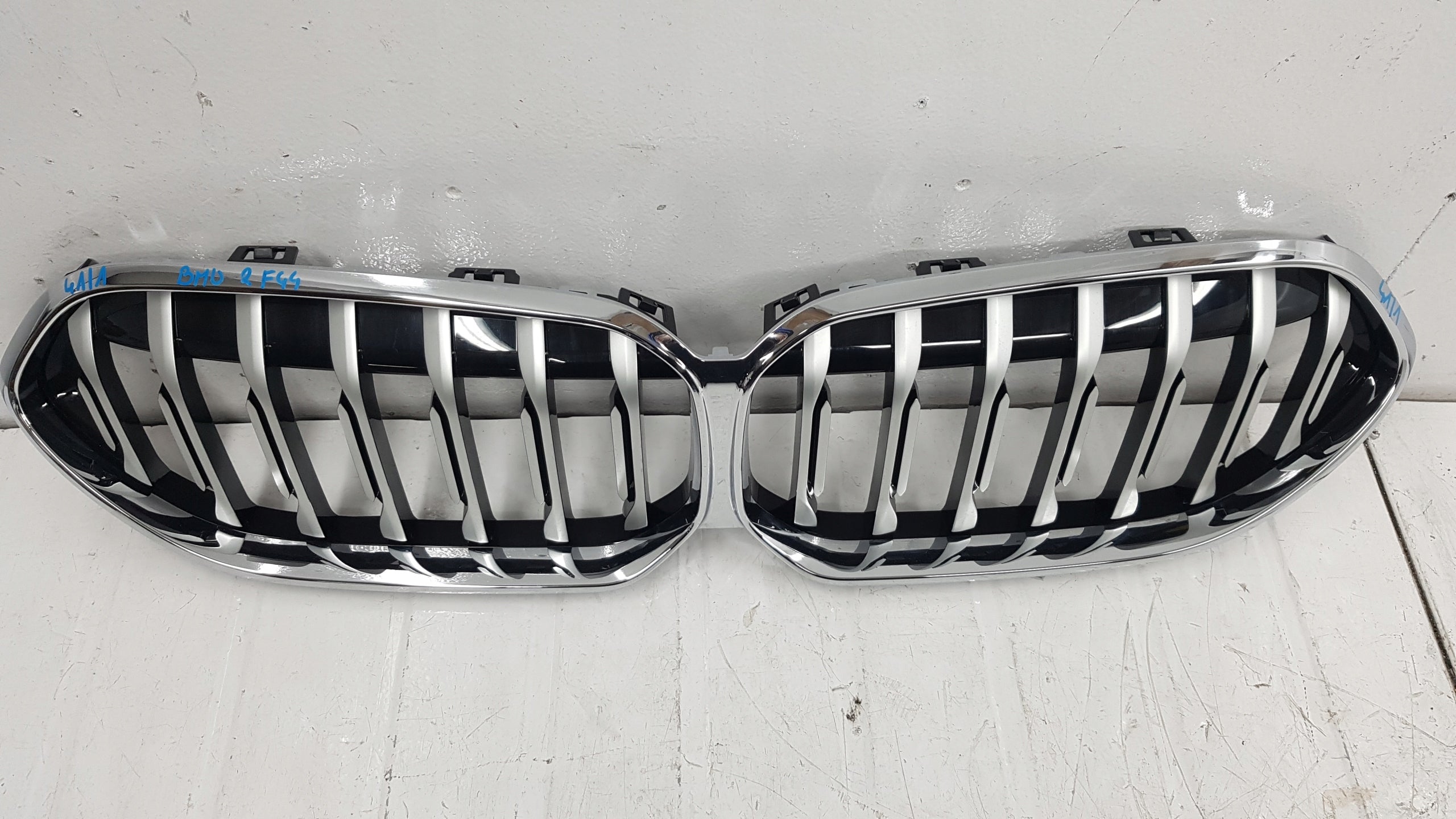 Kühlergrill BMW 2 F44 FRONTGRILL Kühlergitter