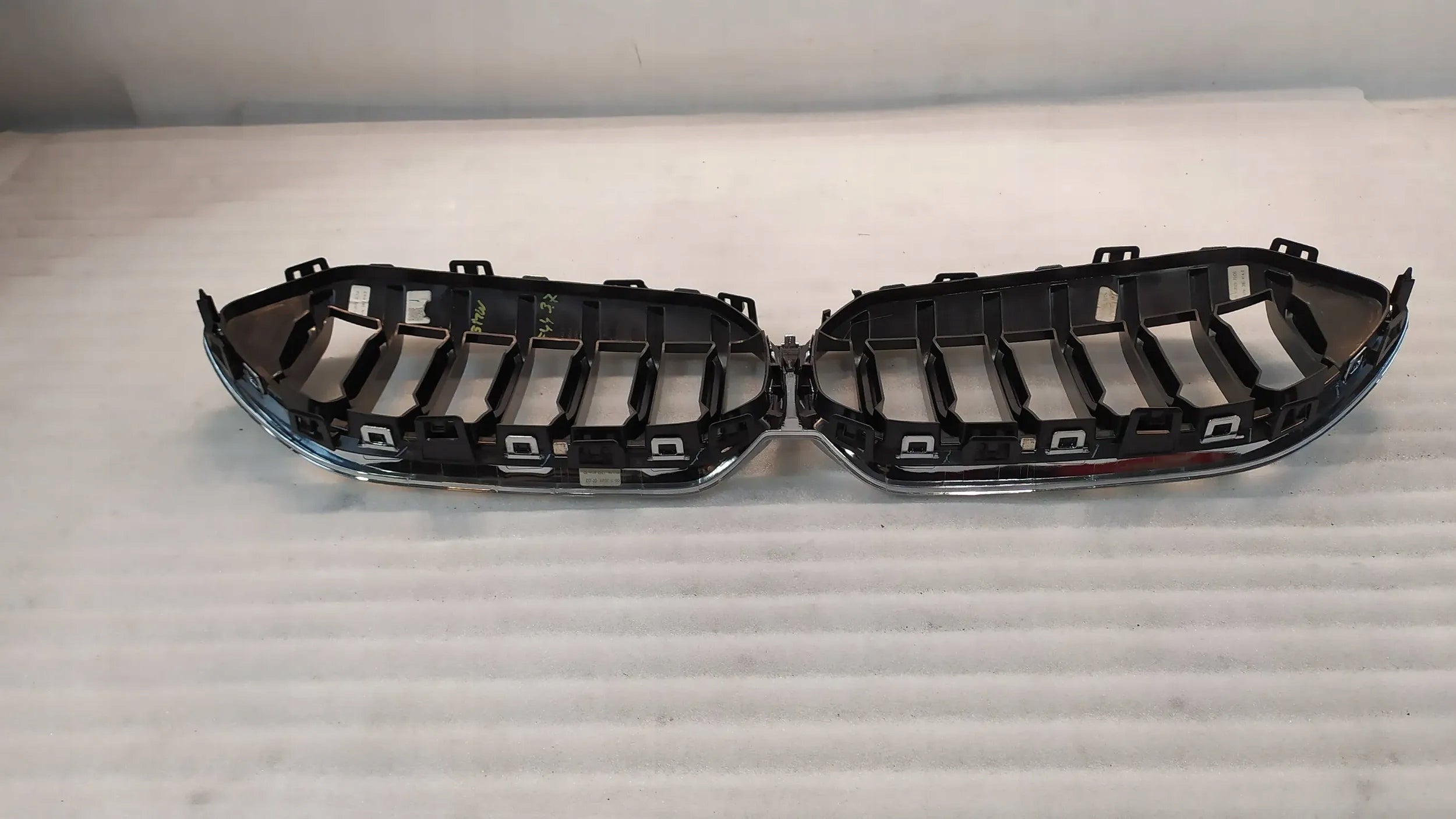 Kühlergrill BMW 2 F44 FRONTGRILL 1372581 Kühlergitter