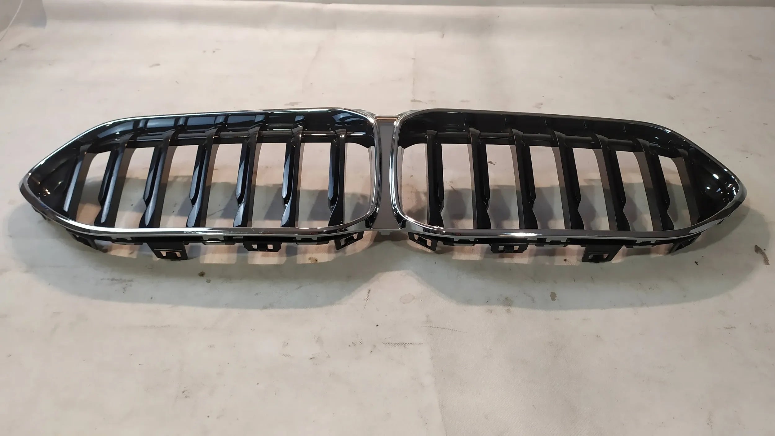 Kühlergrill BMW F44 FRONTGRILL 5A39372 Kühlergitter