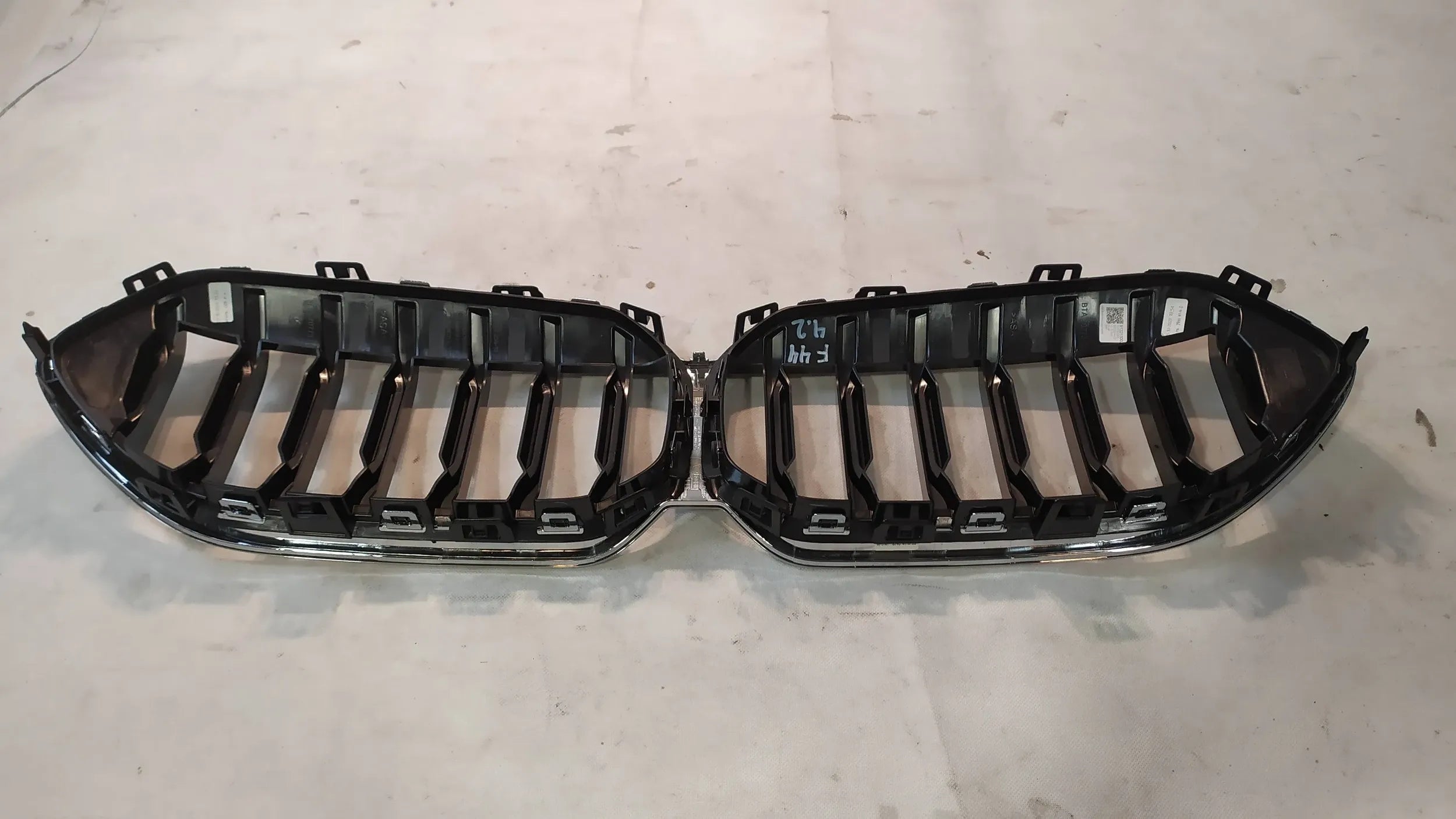 Kühlergrill BMW F44 FRONTGRILL 5A39375 Kühlergitter