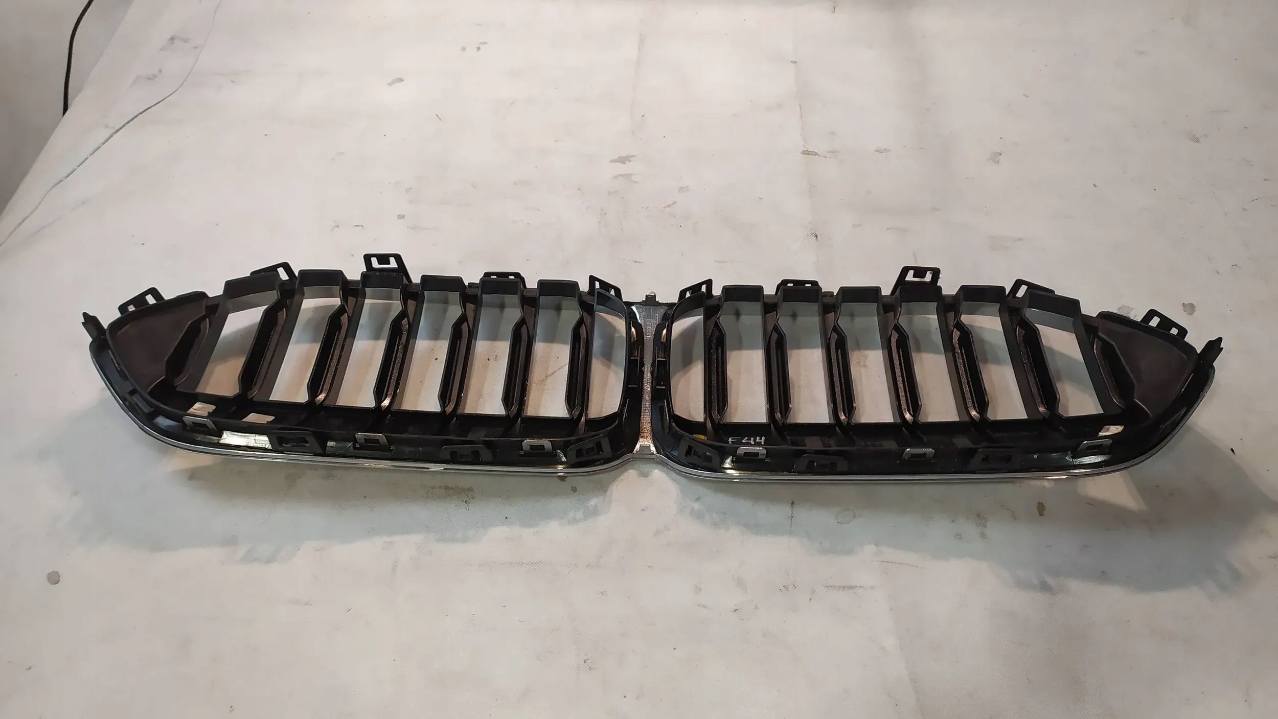 Kühlergrill BMW F44 FRONTGRILL 5A39376 Kühlergitter