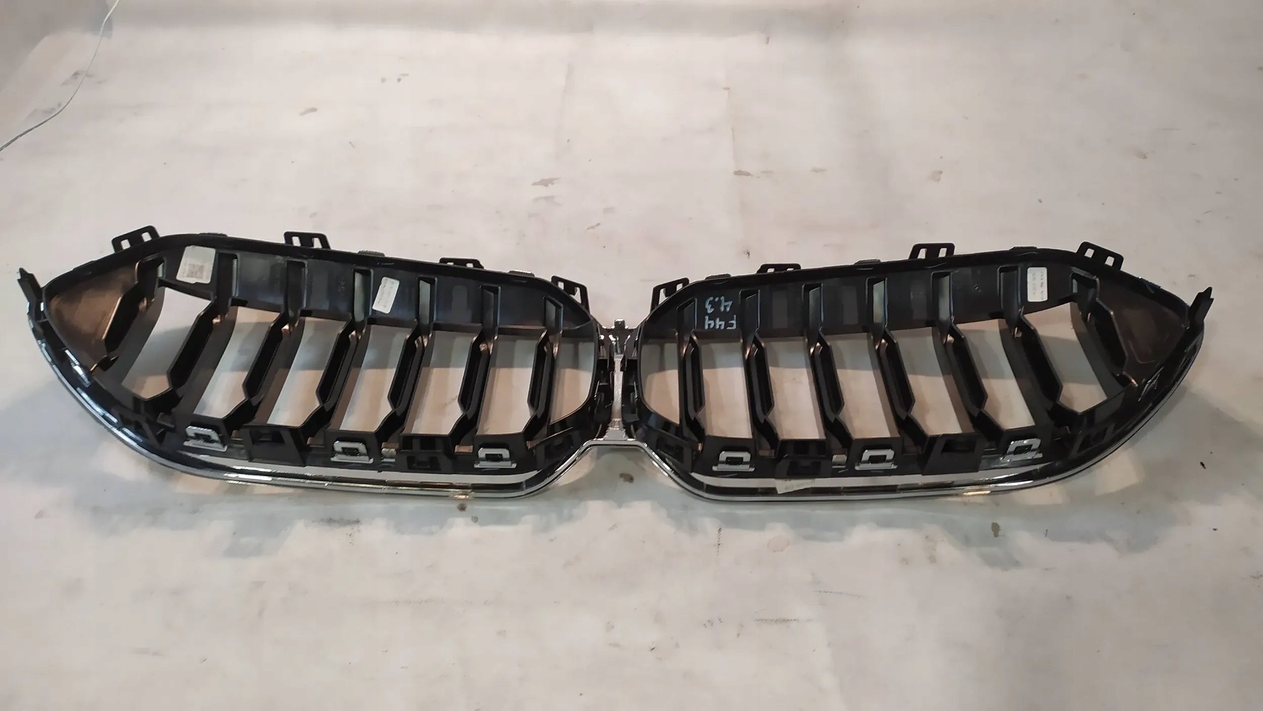 Kühlergrill BMW F44 FRONTGRILL 5A39376 Kühlergitter