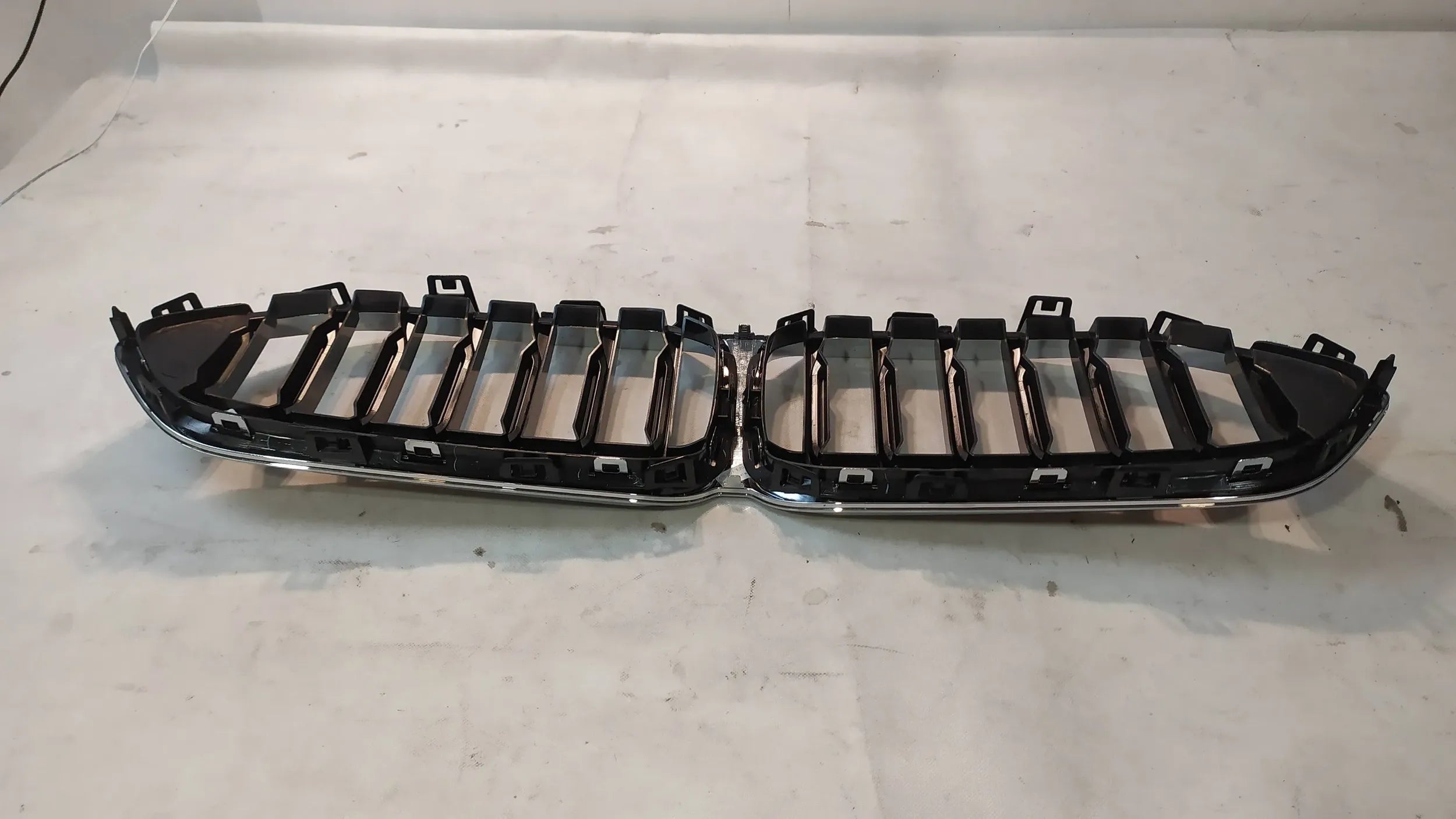 Kühlergrill BMW F44 FRONTGRILL 5A39376 Kühlergitter