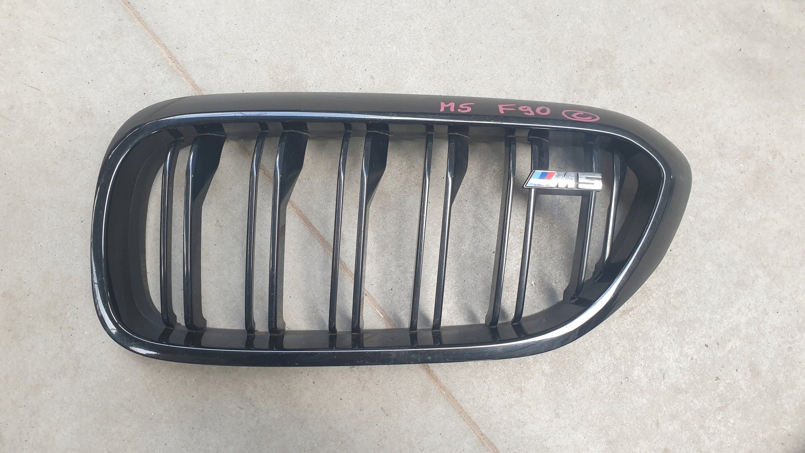  Kühlergrill BMW 5 F90 M5 FRONTGRILL 8063173 Kühlergitter product image