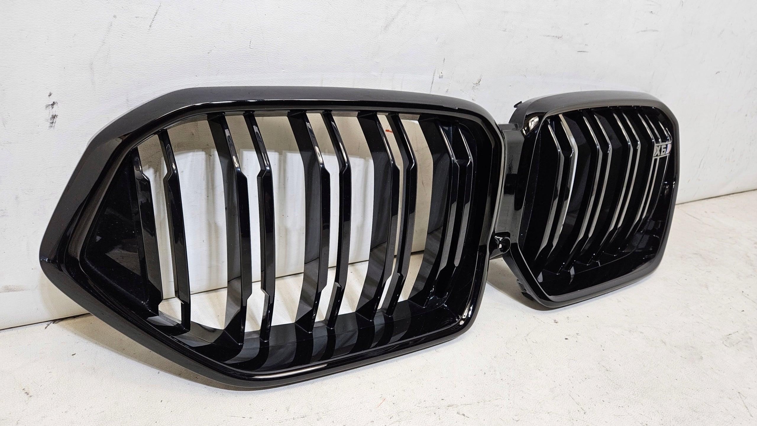 Kühlergrill BMW G06 F96 X6M FRONTGRILL 8080761 Kühlergitter