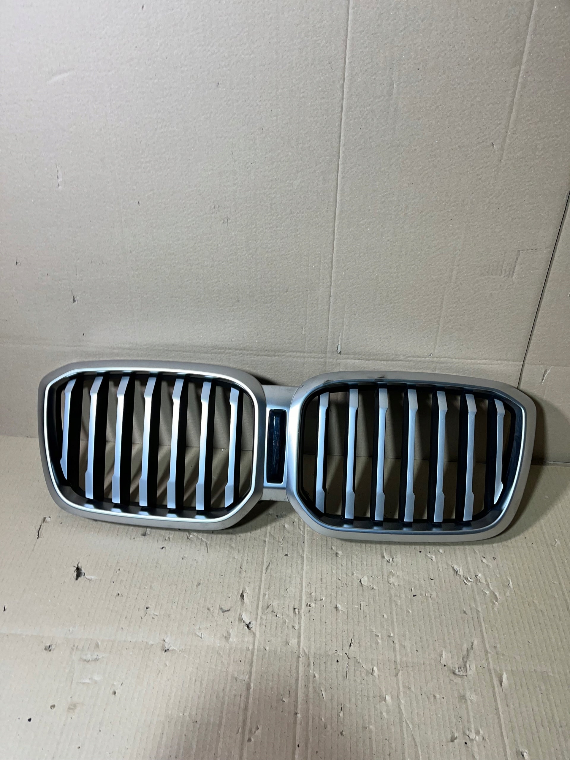 Kühlergrill BMW X3 G01 X4 G02 FRONTGRILL 9881906 Kühlergitter