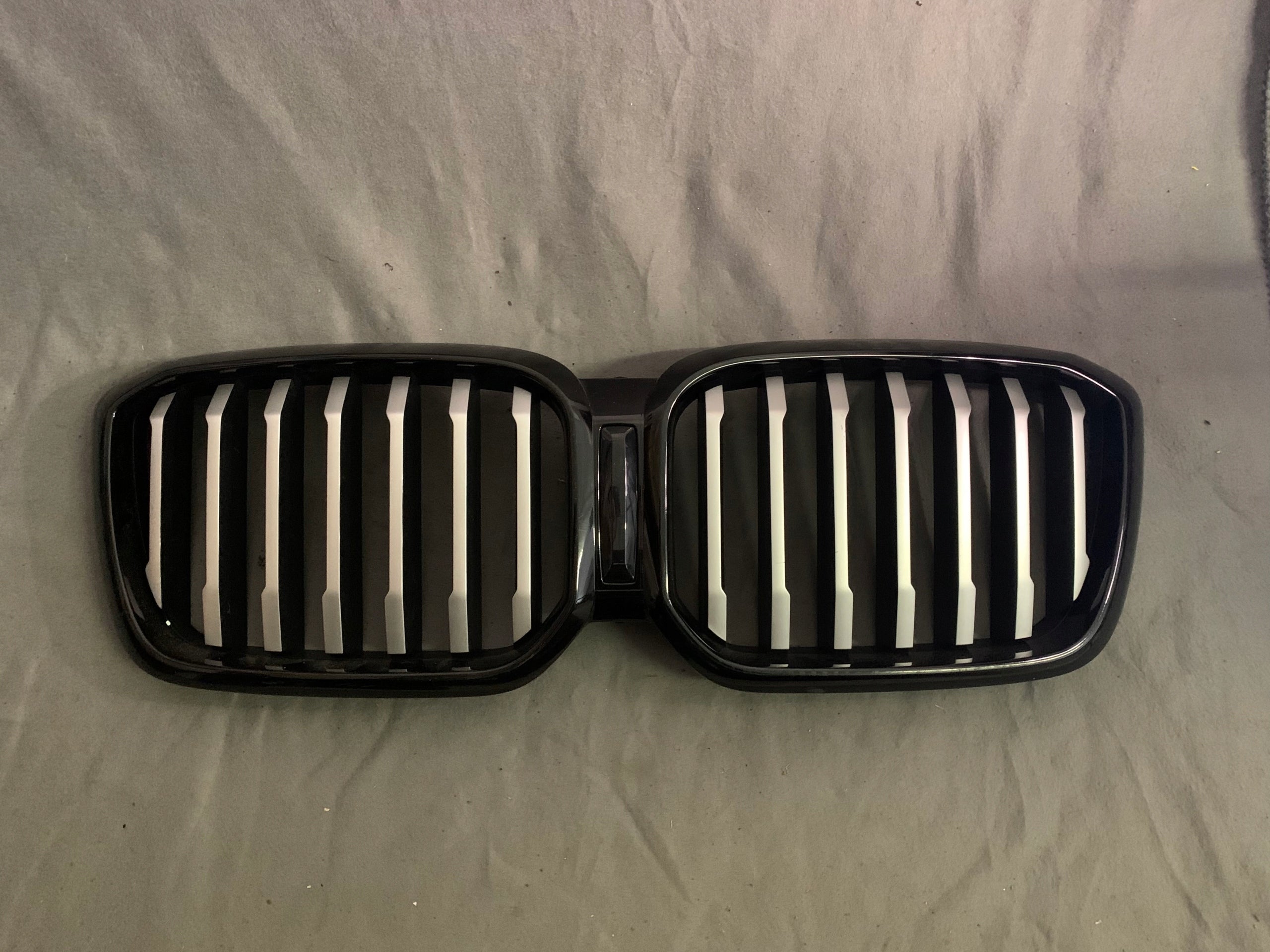 Kühlergrill BMW G01 G02 X3 X4 FRONTGRILL 9881906 Kühlergitter