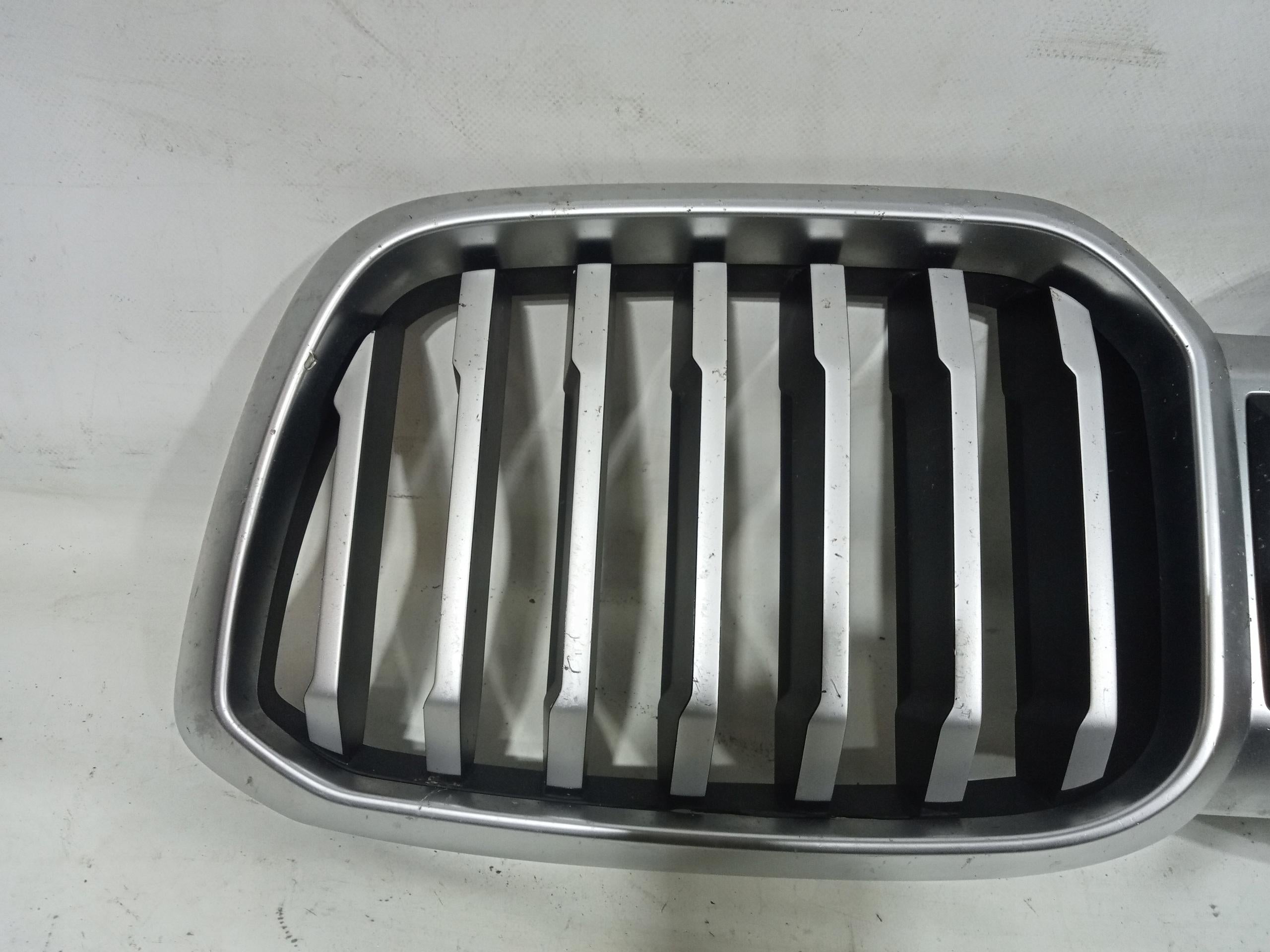 Kühlergrill BMW X3 G01 X4 G02 FRONTGRILL 1062711 Kühlergitter