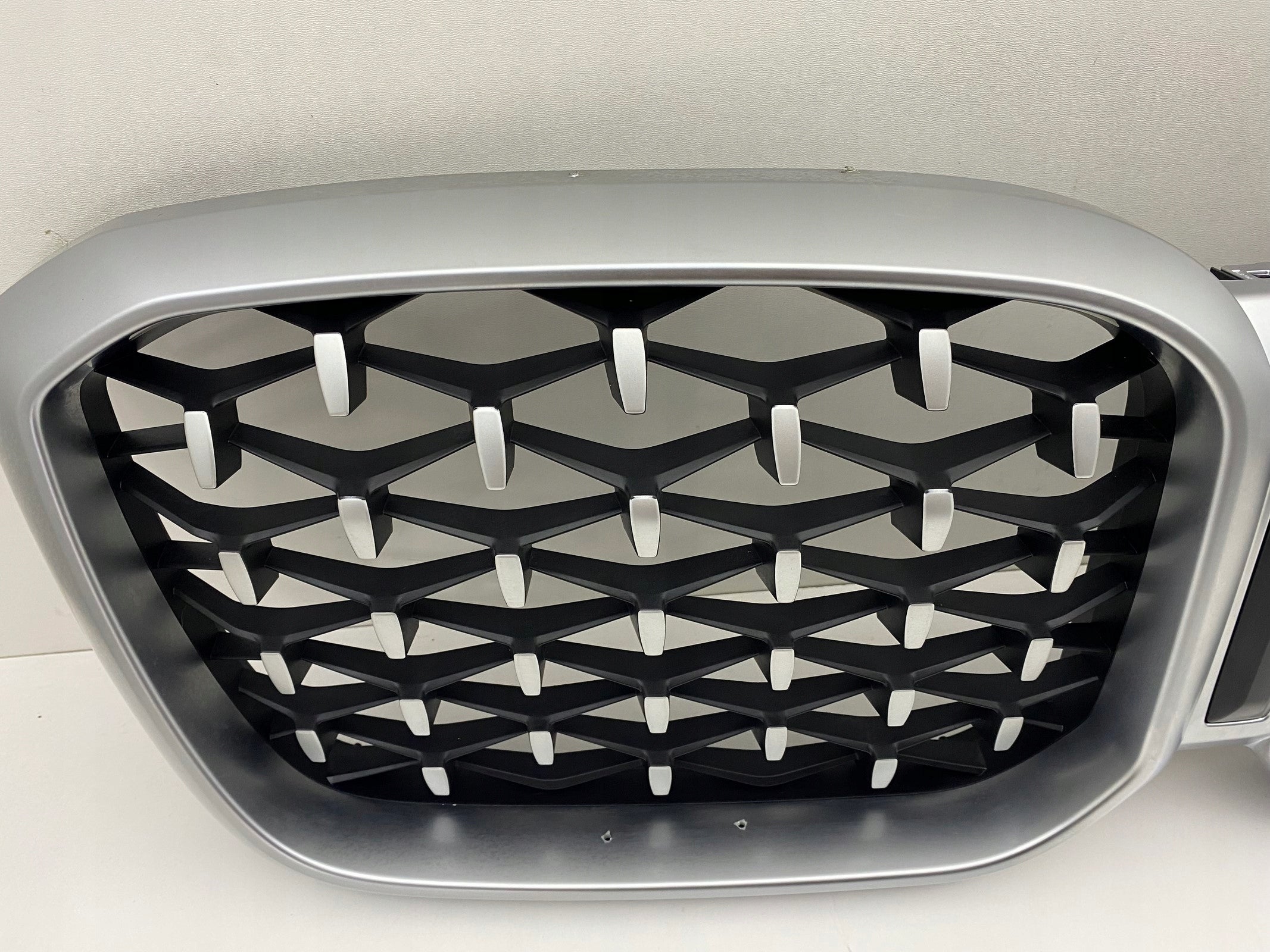 Kühlergrill BMW X3 G01 FRONTGRILL 1106271 Kühlergitter