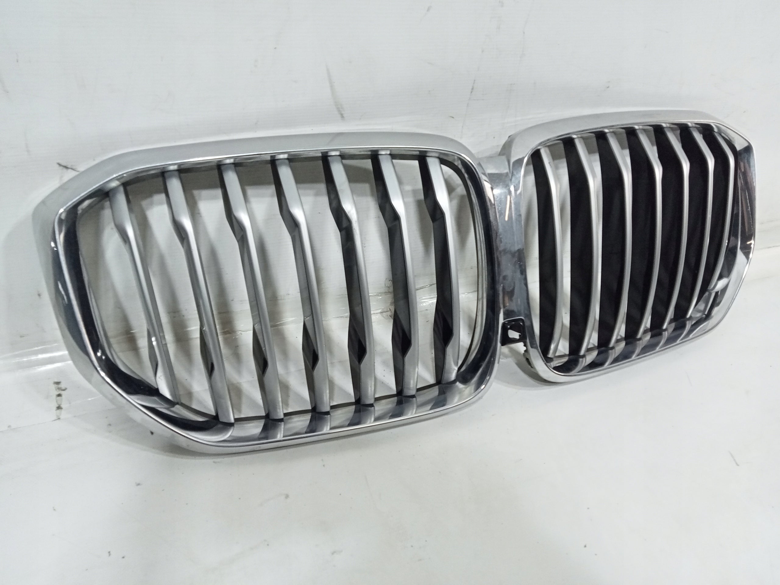 Kühlergrill BMW X5 G05 X7 G07 FRONTGRILL 1274548 Kühlergitter