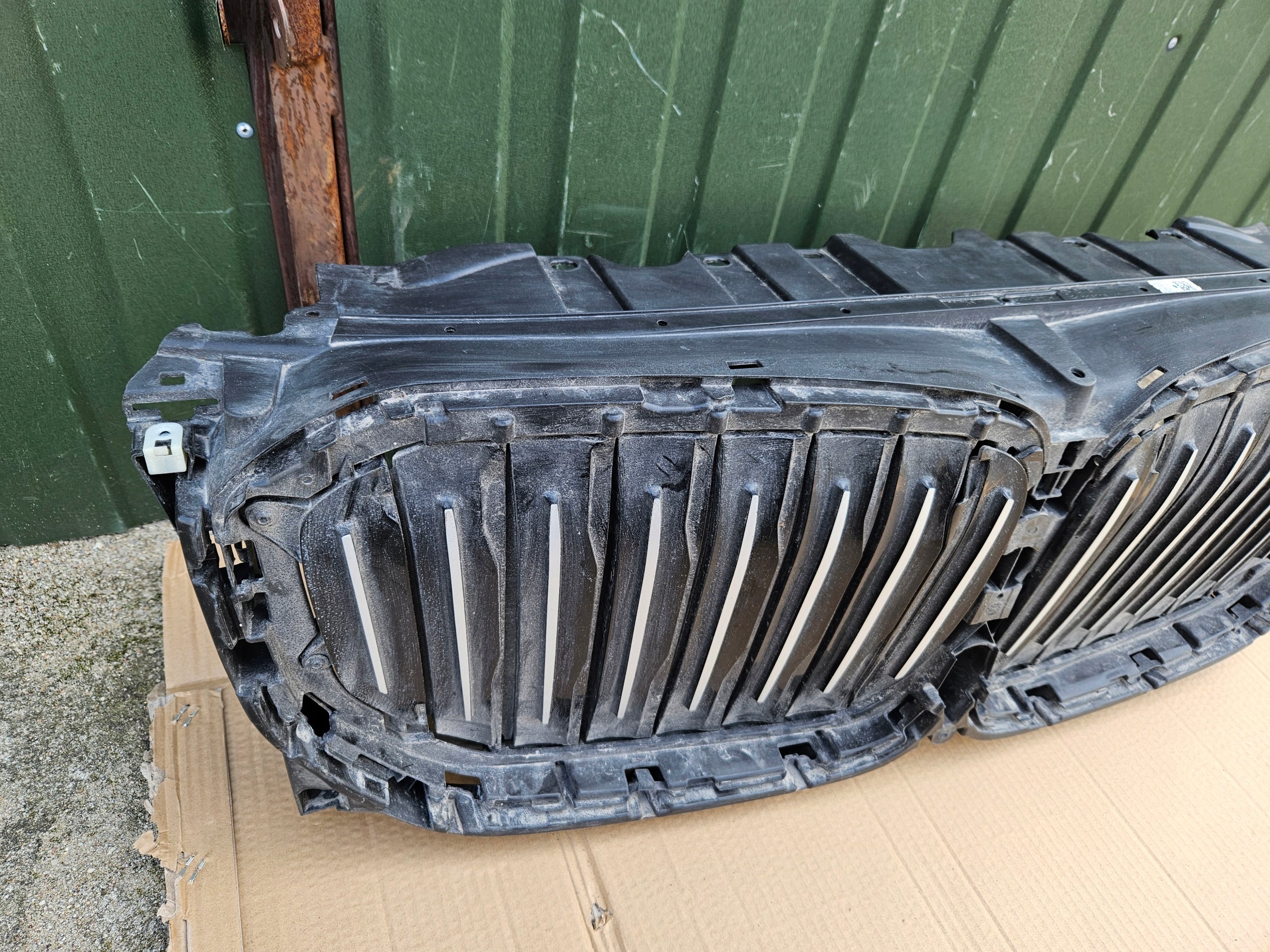 Kühlergrill BMW G05 X5 FRONTGRILL 7755113 Kühlergitter