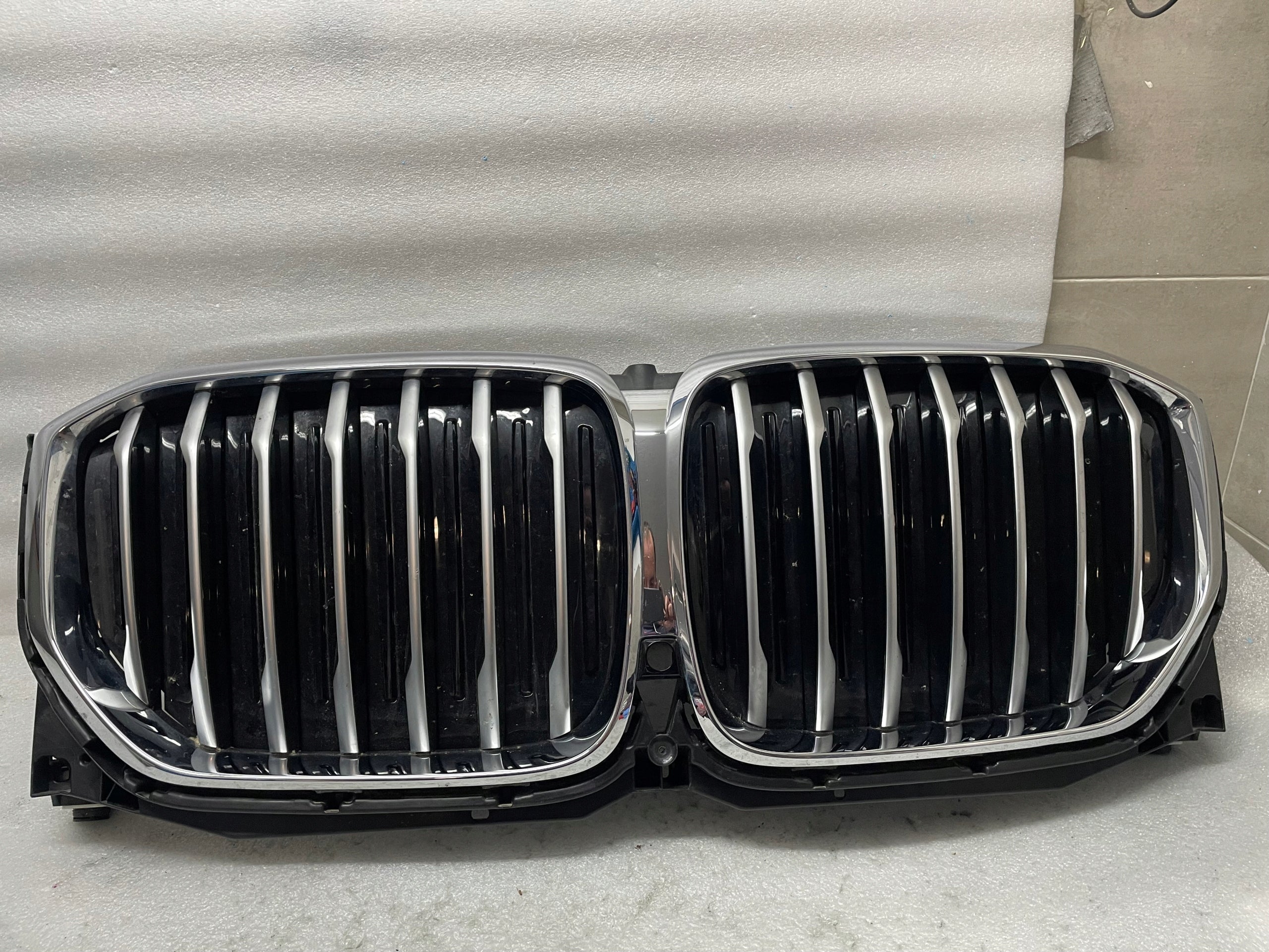 Kühlergrill BMW X5 G05 FRONTGRILL 5A29C42 Kühlergitter