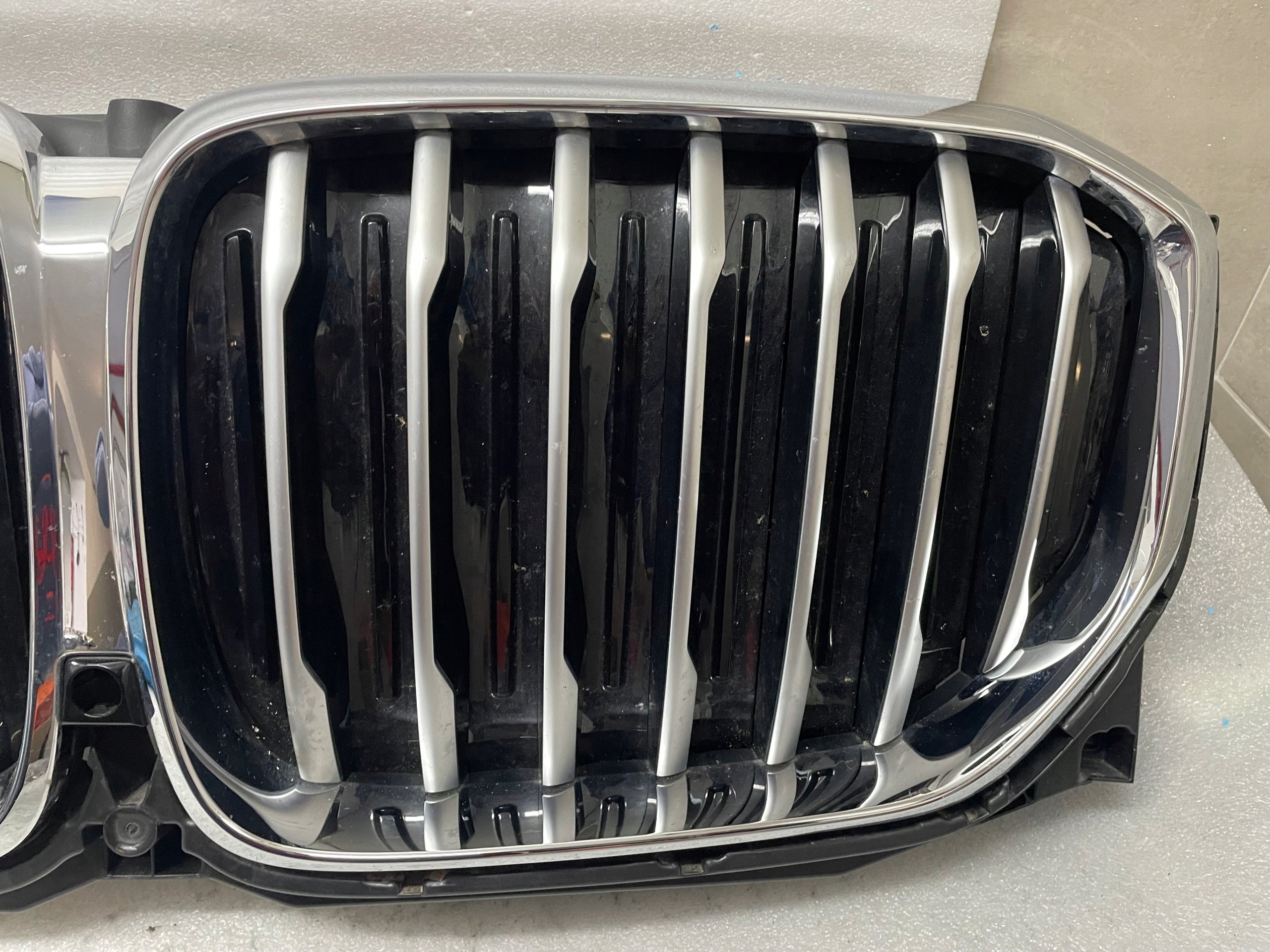 Kühlergrill BMW X5 G05 FRONTGRILL 5A29C42 Kühlergitter