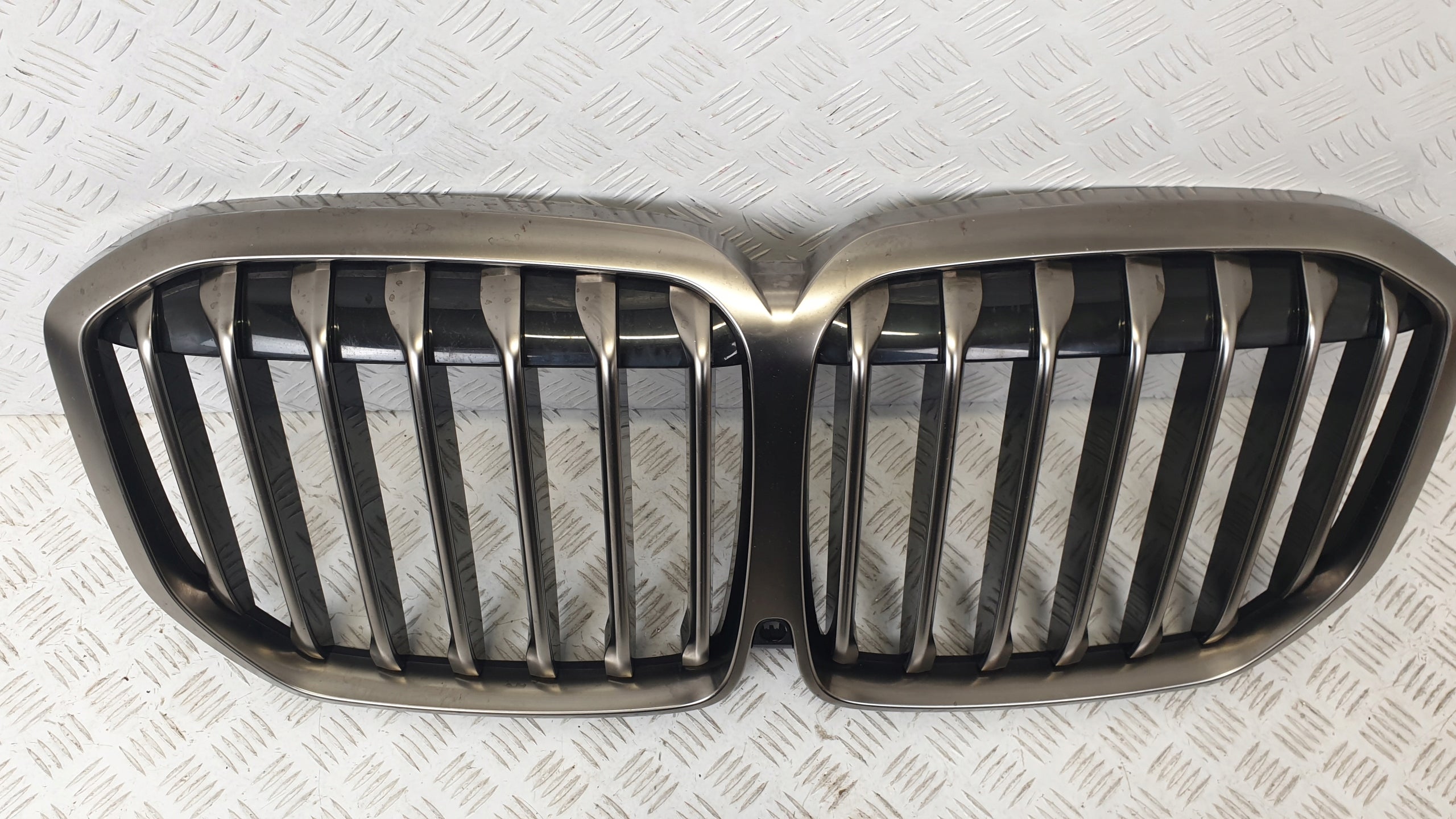 Kühlergrill BMW M5 X7 G07 FRONTGRILL 6794957 Kühlergitter