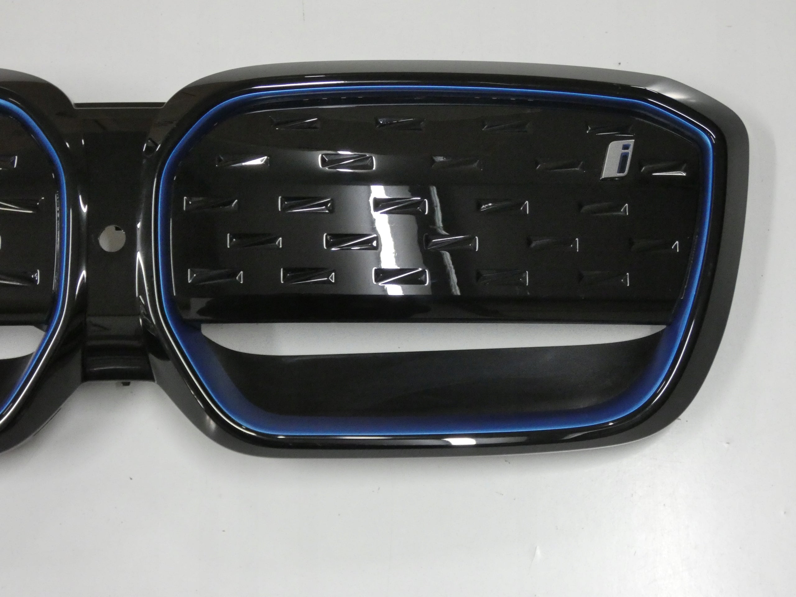 Kühlergrill BMW IX3 G08 FRONTGRILL 0851119 Kühlergitter