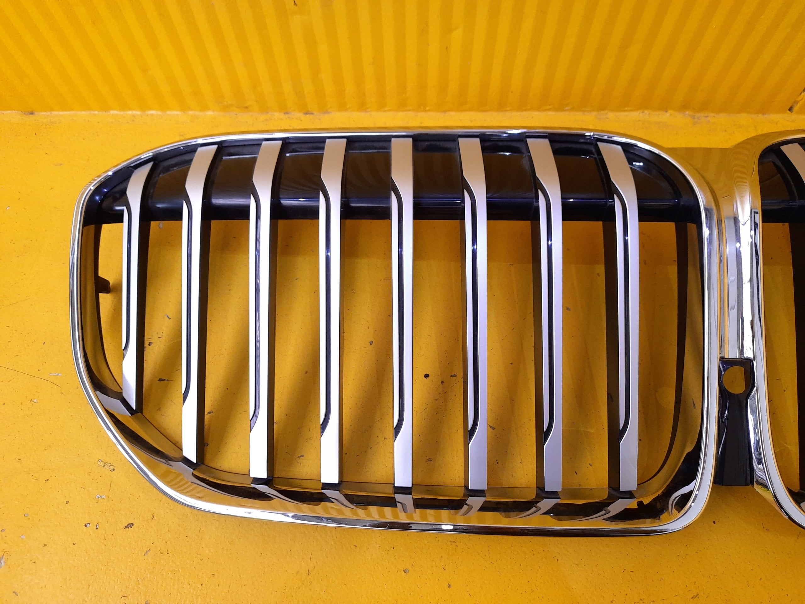 Kühlergrill BMW 7 G11 G12 FRONTGRILL 8494818 Kühlergitter