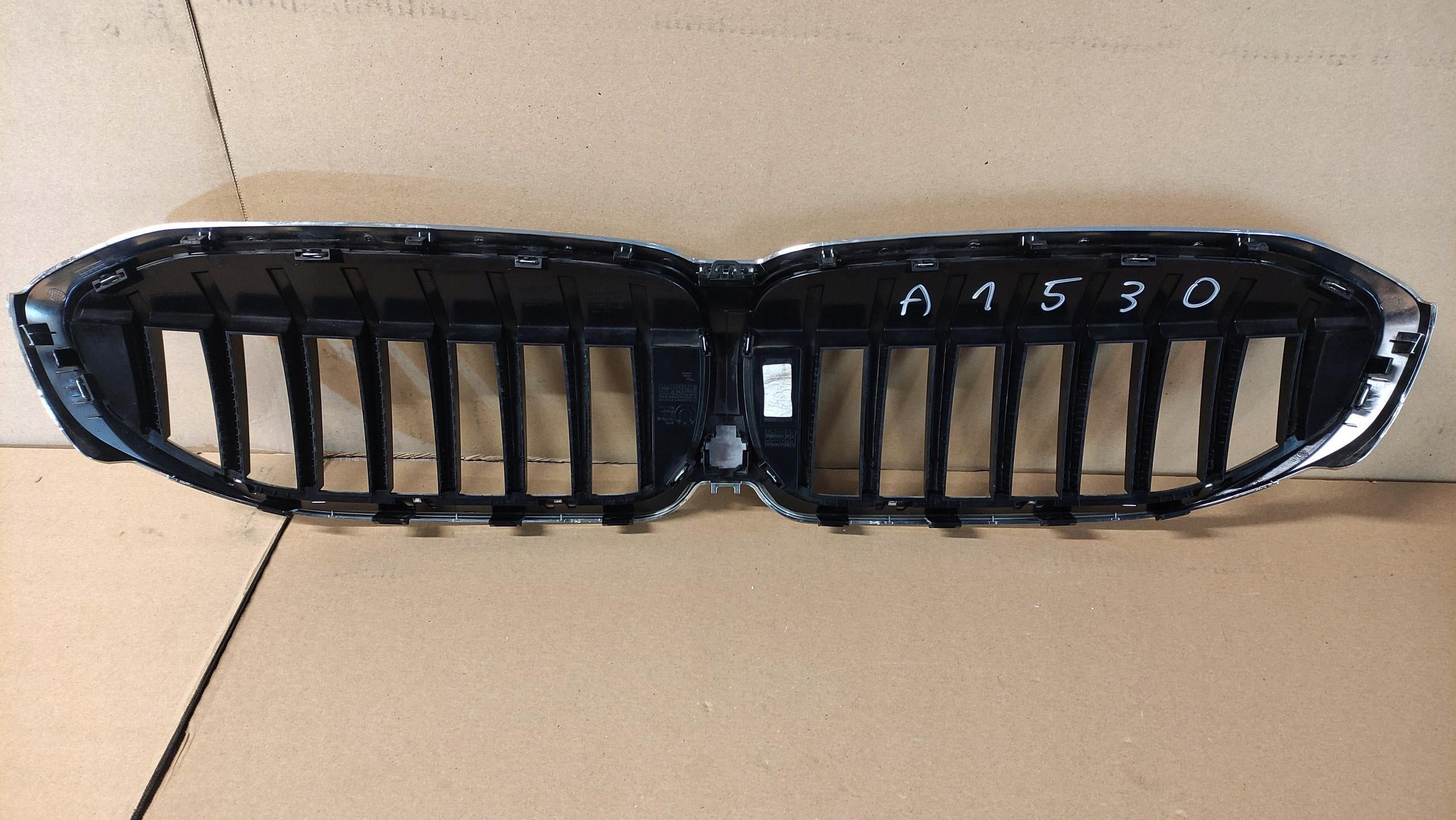 Kühlergrill BMW G20 G21 FRONTGRILL 0192976 Kühlergitter