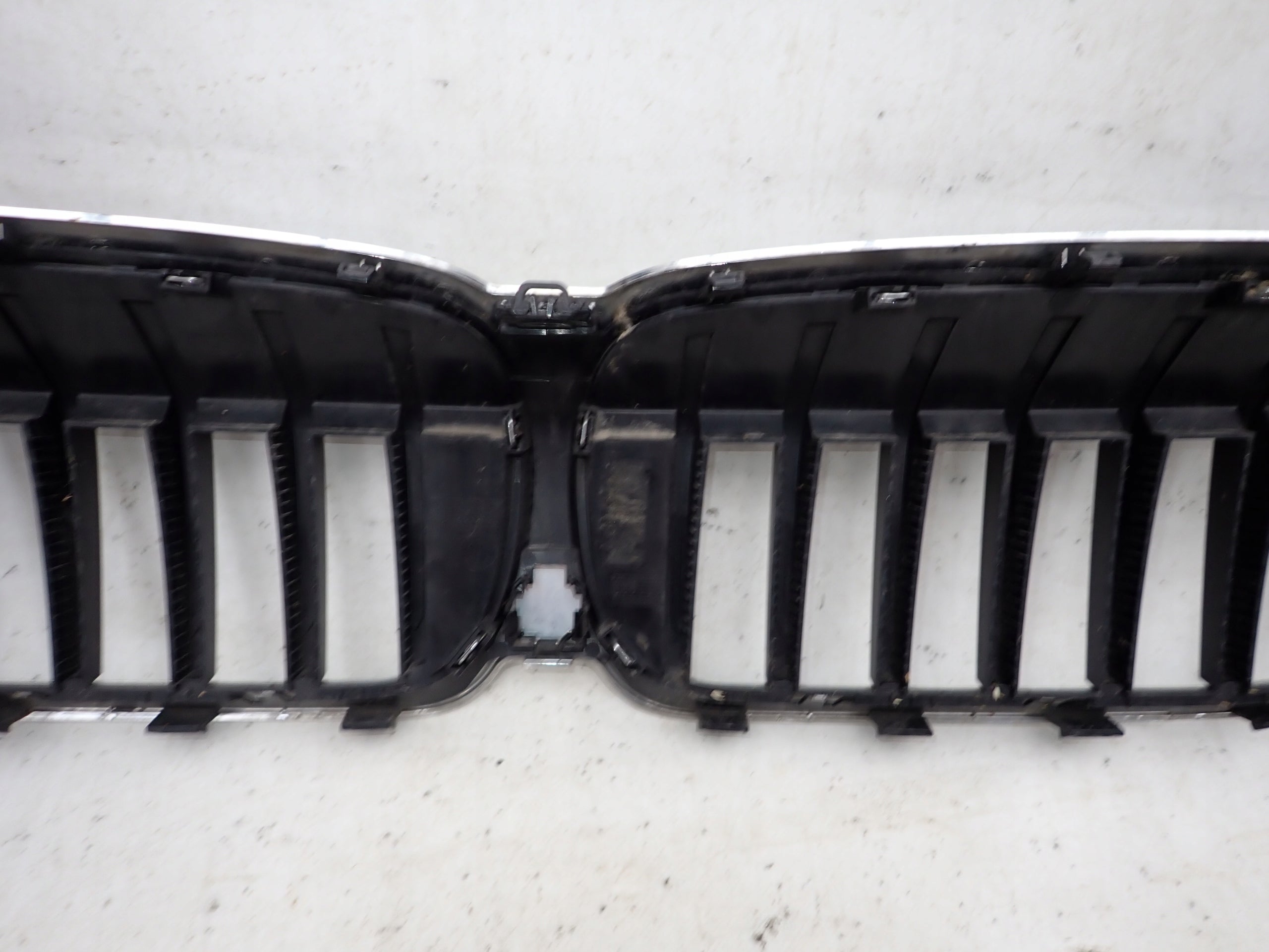 Kühlergrill BMW 3 G20 G21 FRONTGRILL 9761051 Kühlergitter