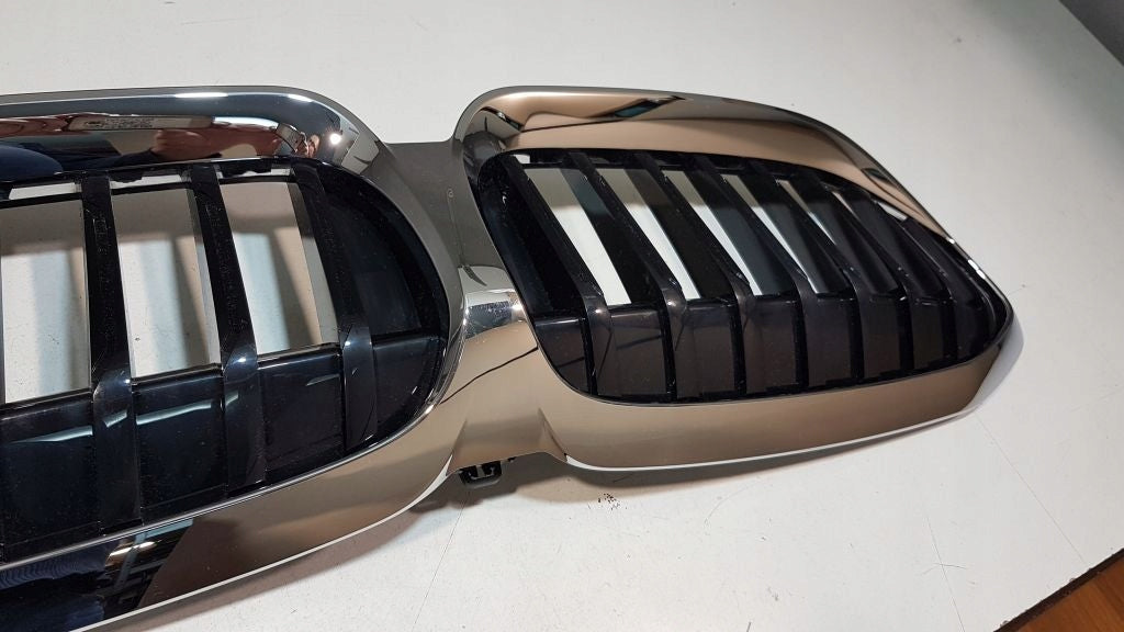 Kühlergrill BMW 3 G20 G21 FRONTGRILL 9761051 Kühlergitter