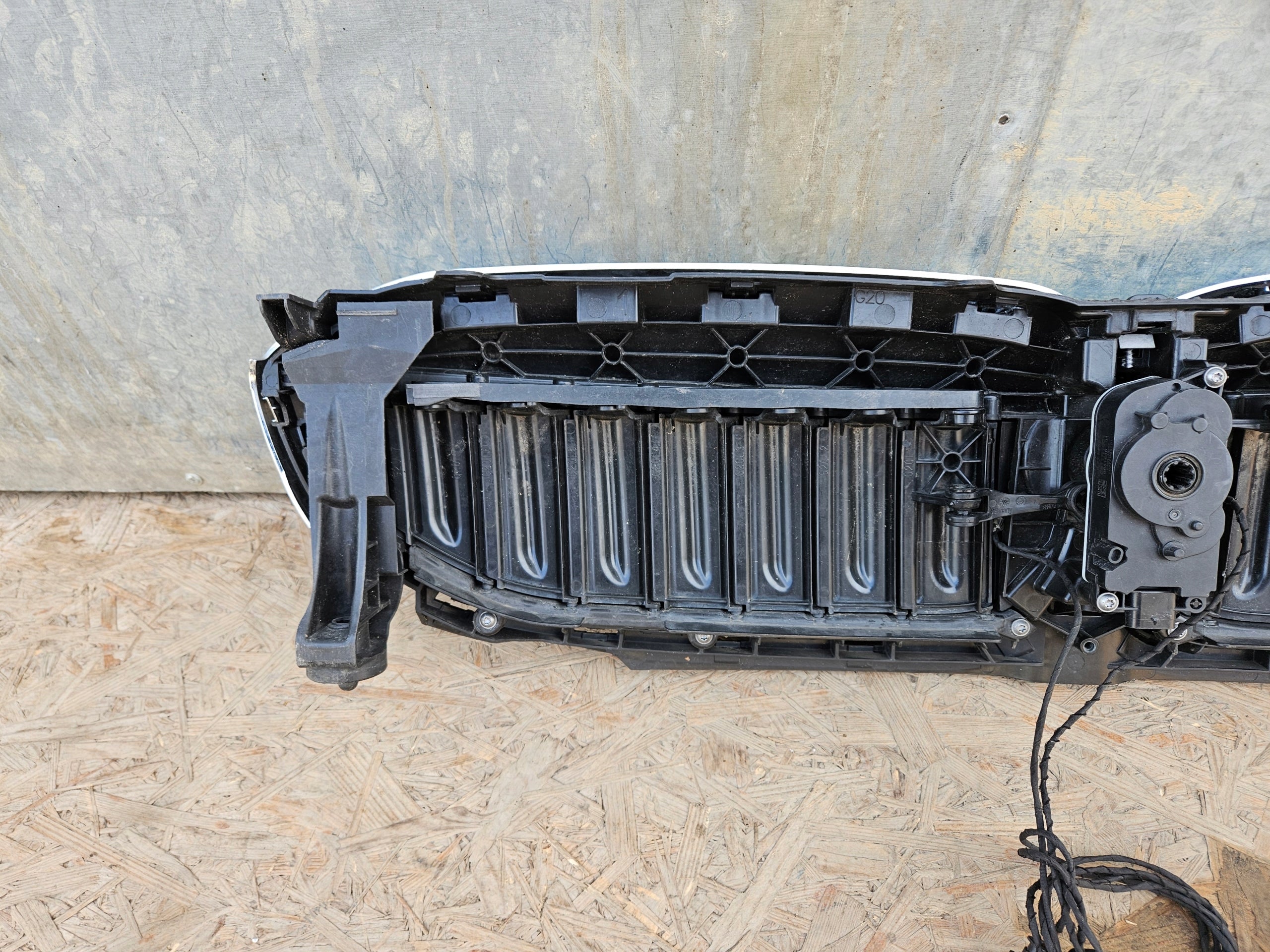 Kühlergrill BMW 3 G20 G21 FRONTGRILL 5A22C60 Kühlergitter