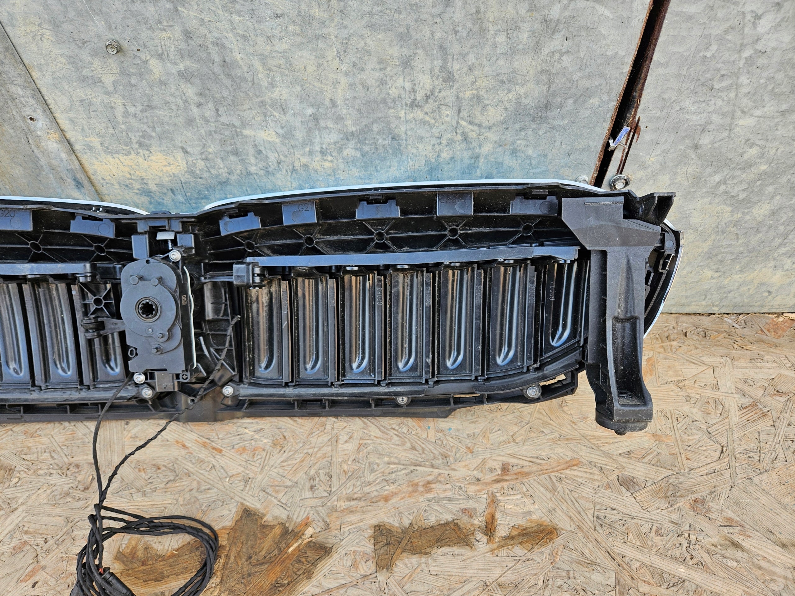 Kühlergrill BMW 3 G20 G21 FRONTGRILL 5A22C60 Kühlergitter