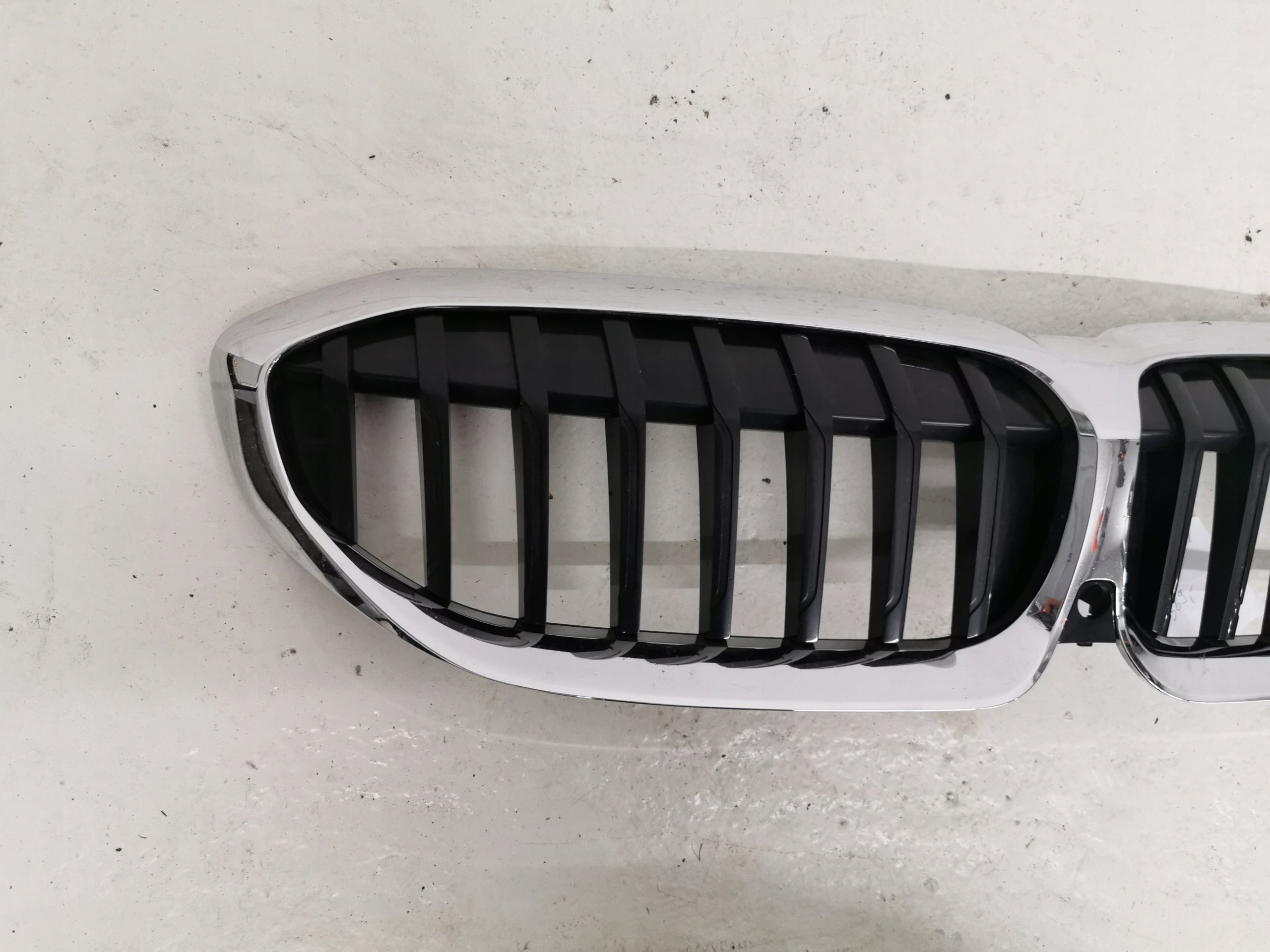 Kühlergrill BMW 3 G20 G21 FRONTGRILL 8075665 Kühlergitter