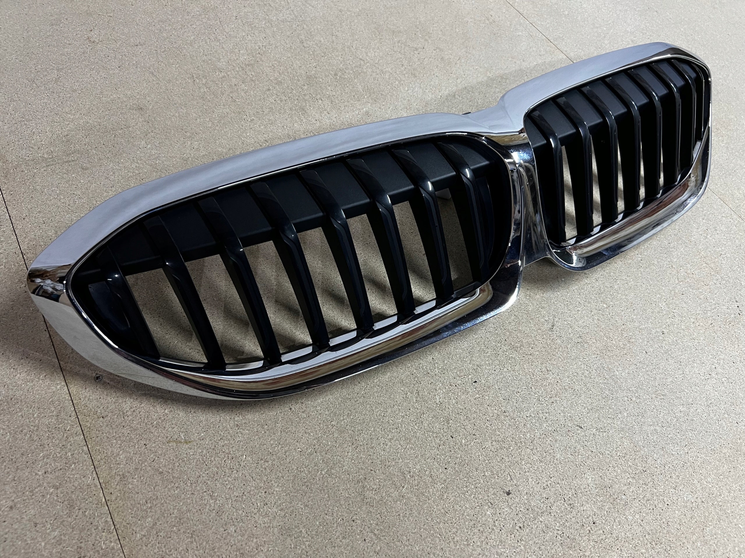 Kühlergrill BMW 3 G20 G21 FRONTGRILL 0192976 Kühlergitter