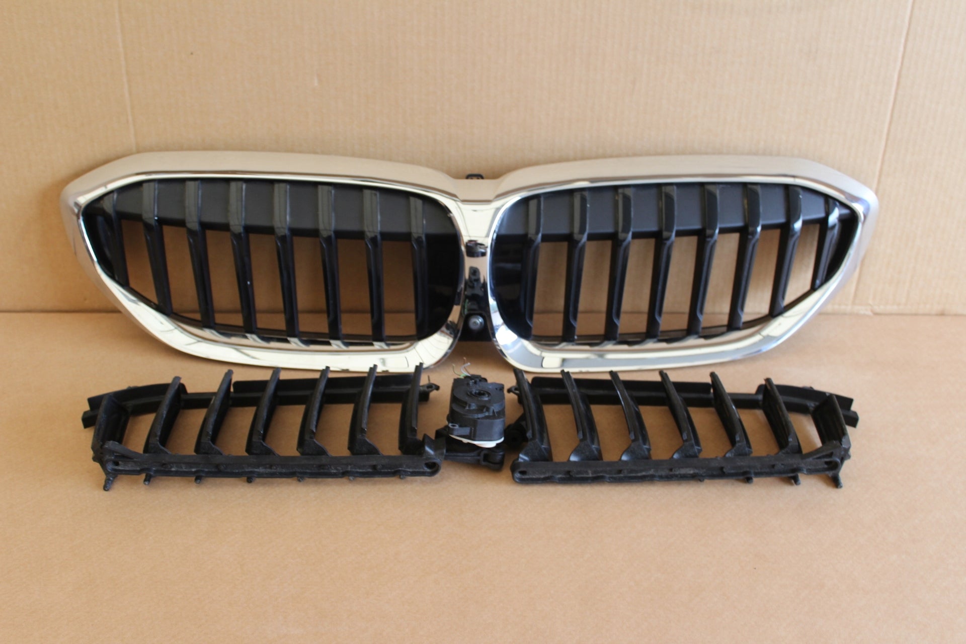 Kühlergrill BMW G20 G21 X4 G02 FRONTGRILL 2119297 Kühlergitter