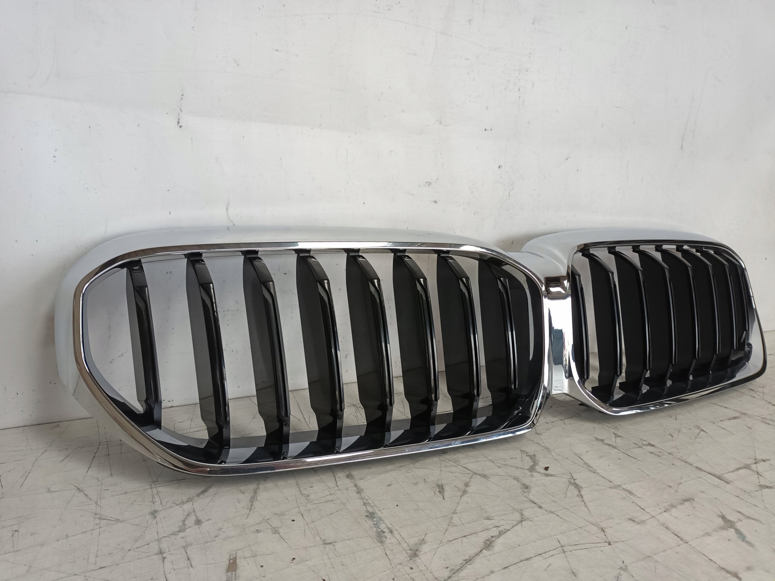 Kühlergrill BMW 5 G30 FRONTGRILL 1318517 Kühlergitter