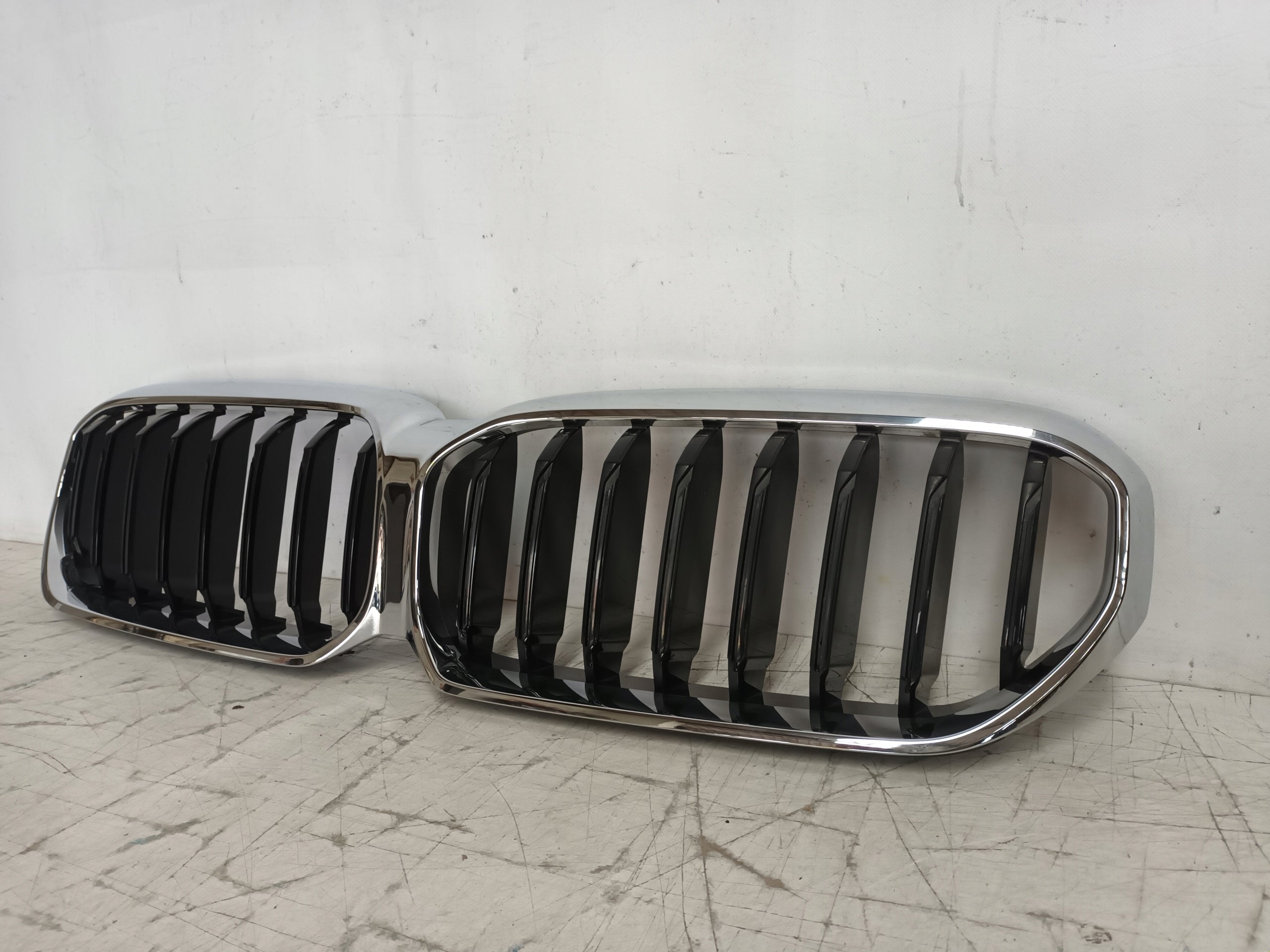 Kühlergrill BMW 5 G30 FRONTGRILL 1318517 Kühlergitter