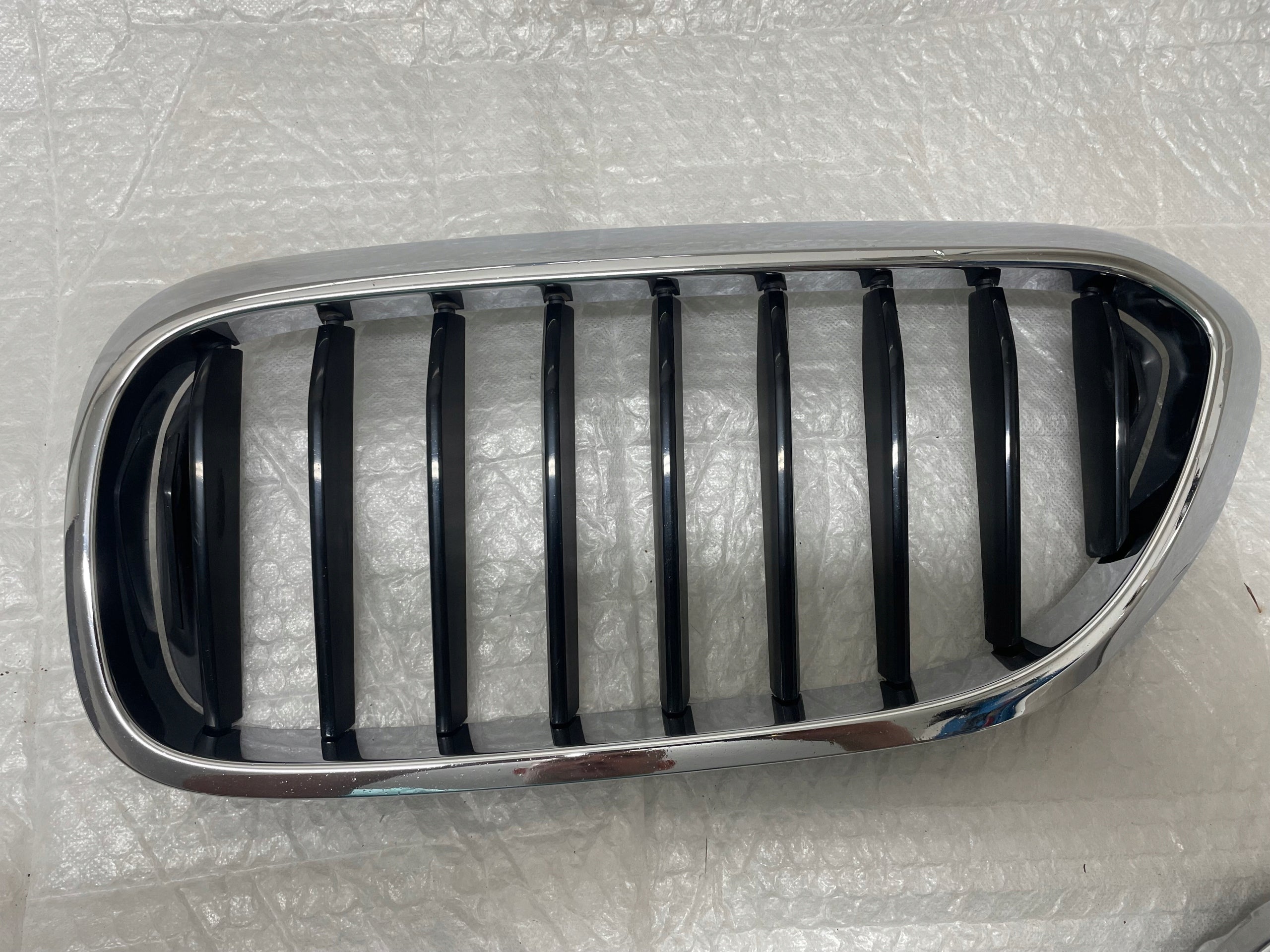 Kühlergrill BMW G30 FRONTGRILL 7383519 Kühlergitter