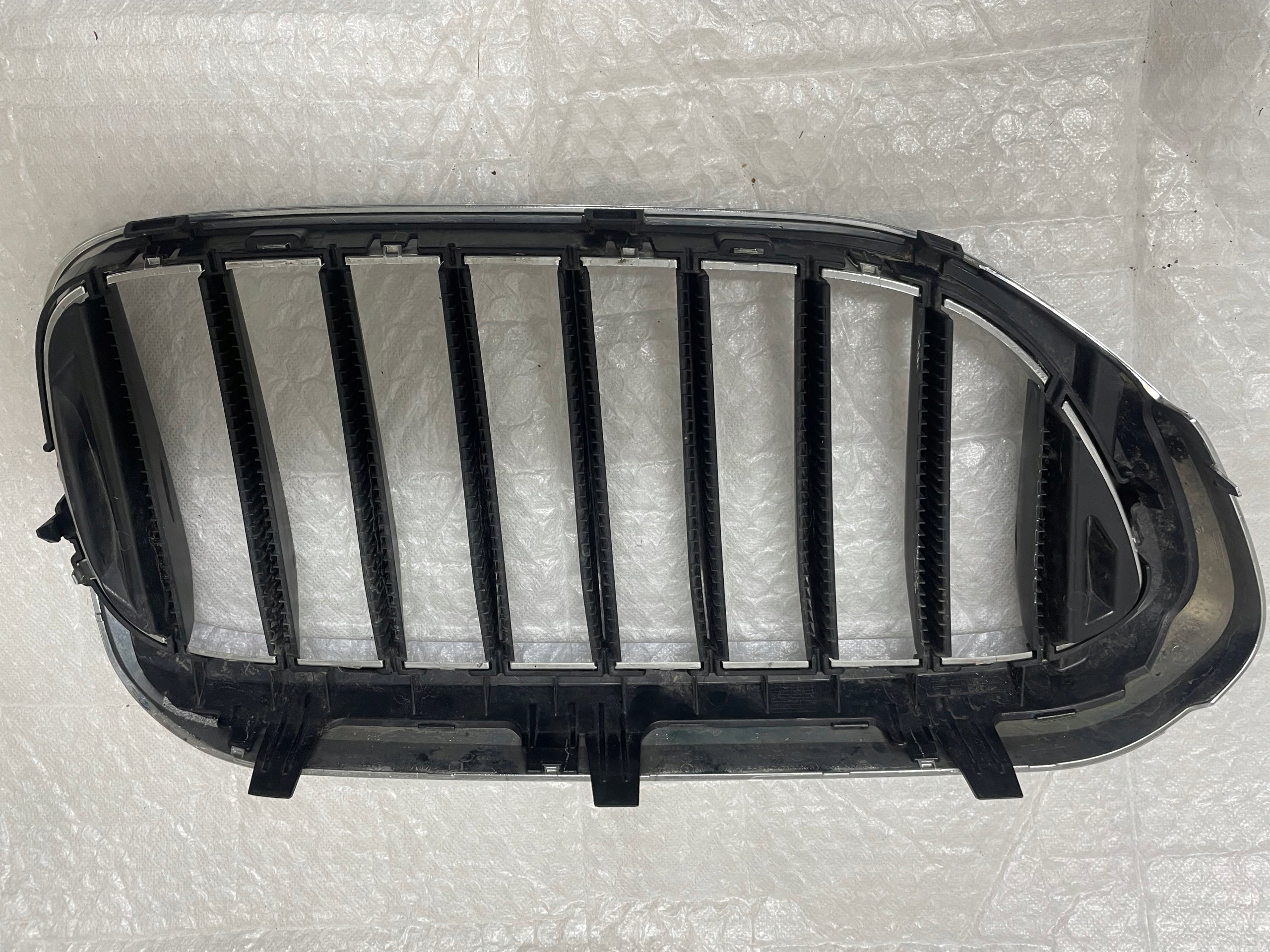 Kühlergrill BMW G30 FRONTGRILL 7383519 Kühlergitter