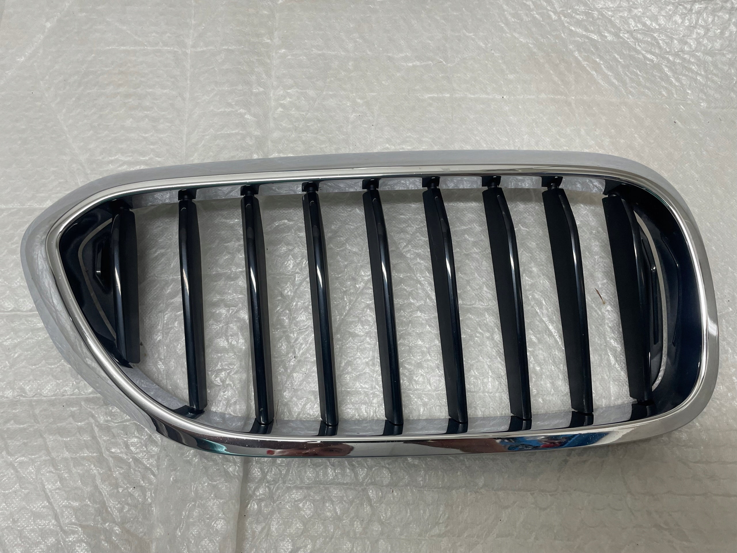 Kühlergrill BMW G30 FRONTGRILL 7383519 Kühlergitter