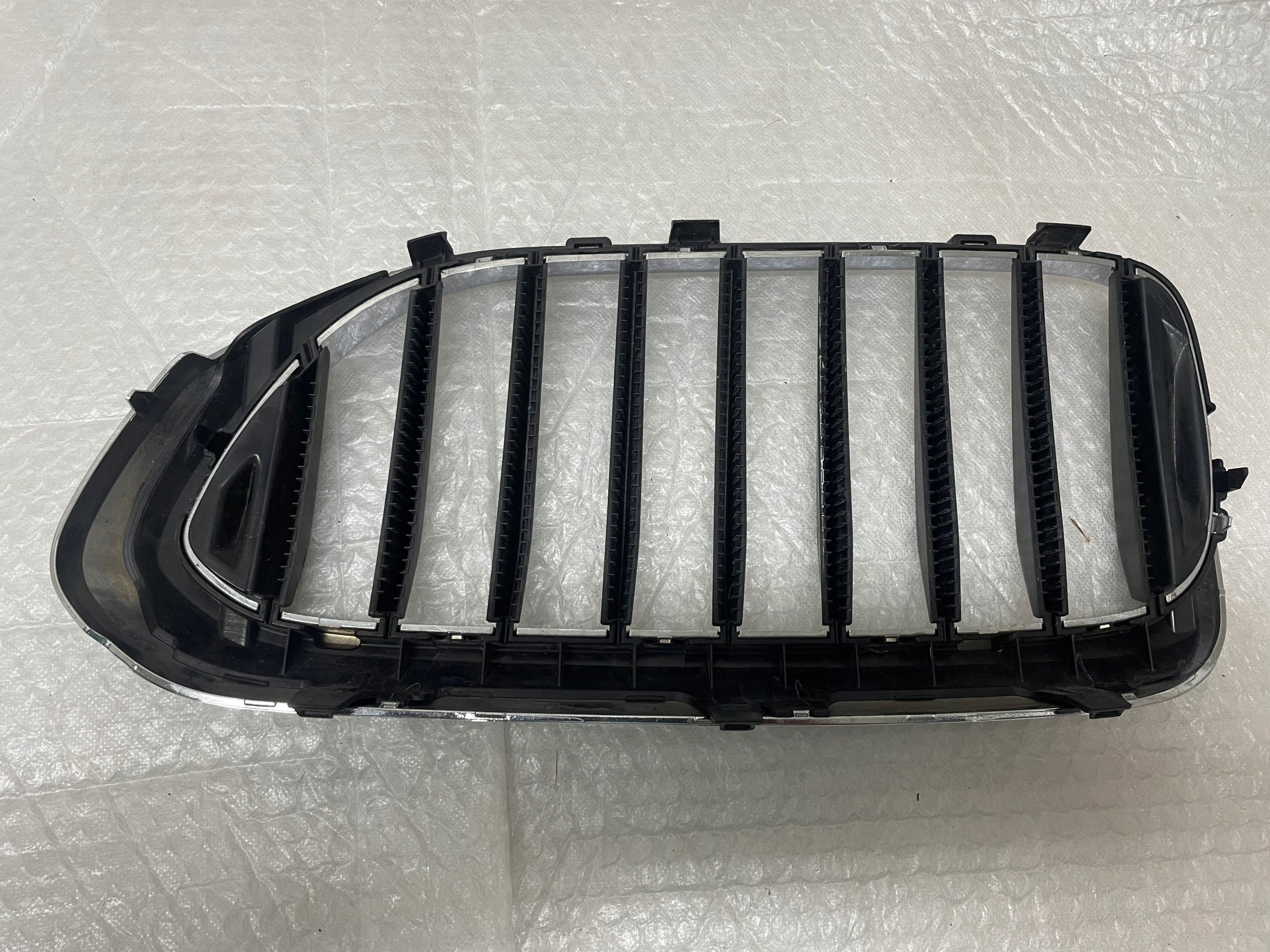 Kühlergrill BMW G30 FRONTGRILL 7383519 Kühlergitter