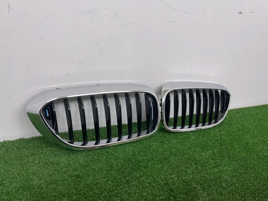 Kühlergrill BMW 5 G30 G30 G31 FRONTGRILL 1243099 Kühlergitter