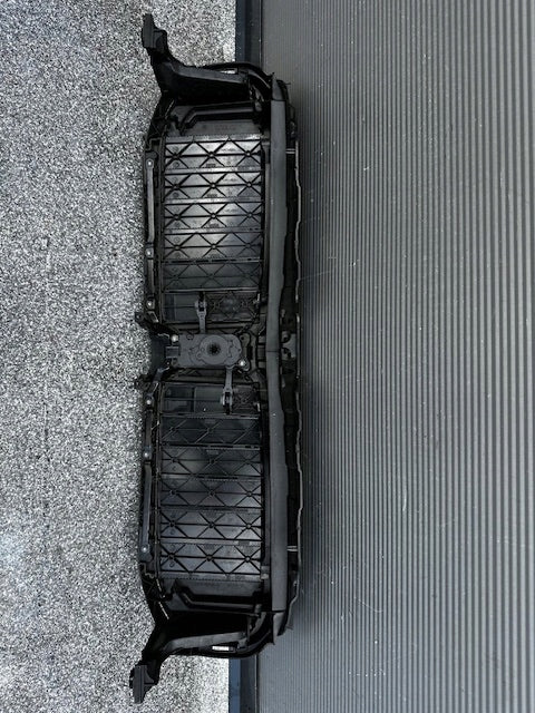 Kühlergrill BMW 5 G30 F30 G30 G31 FRONTGRILL 5A218F3 Kühlergitter