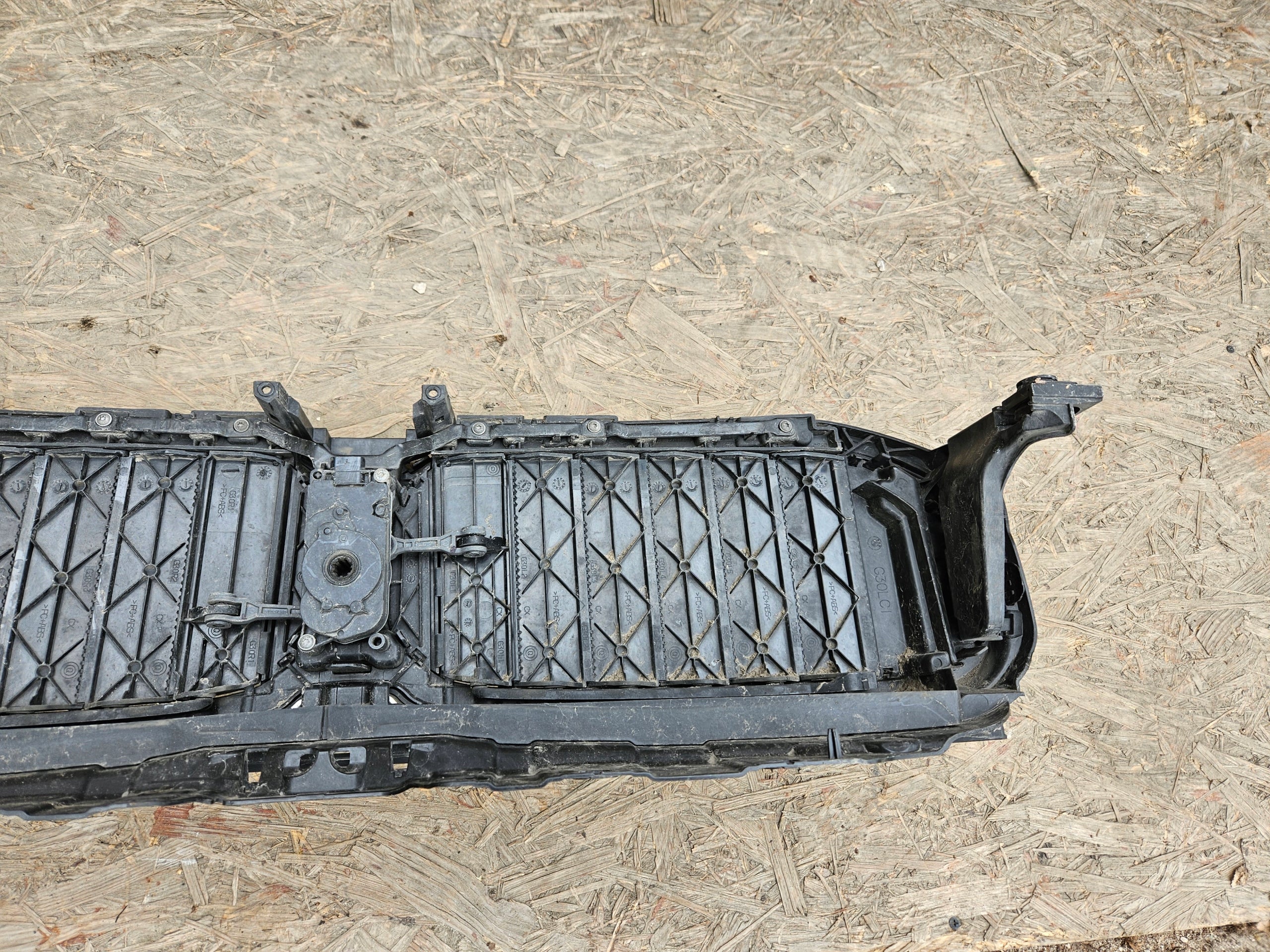 Kühlergrill BMW G30 G31 5 G30 F30 FRONTGRILL 5A218F3 Kühlergitter