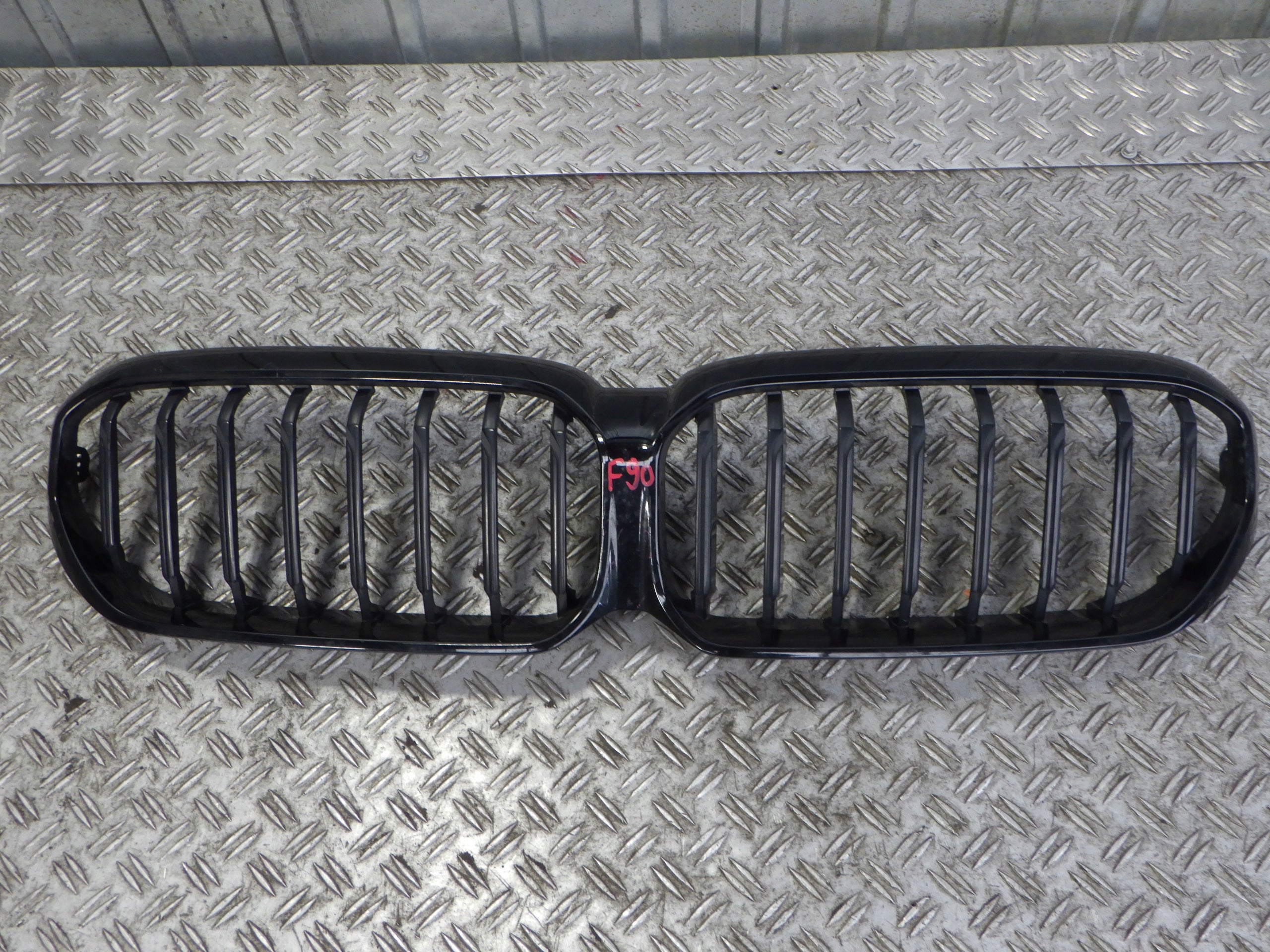 Kühlergrill BMW G30 G31 FRONTGRILL 9464210 Kühlergitter