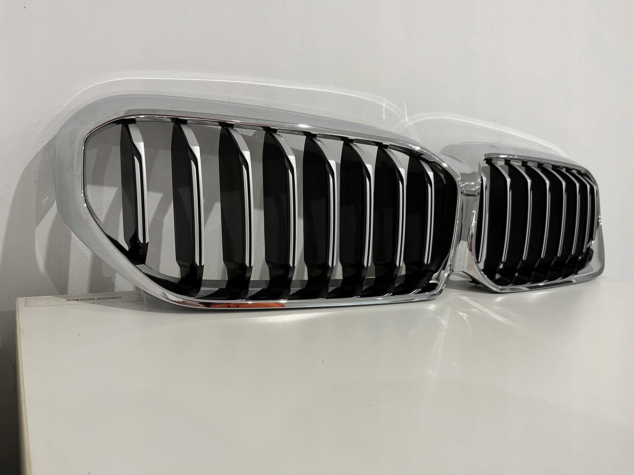 Kühlergrill BMW 5 G30 G30 G31 FRONTGRILL 9852283 Kühlergitter