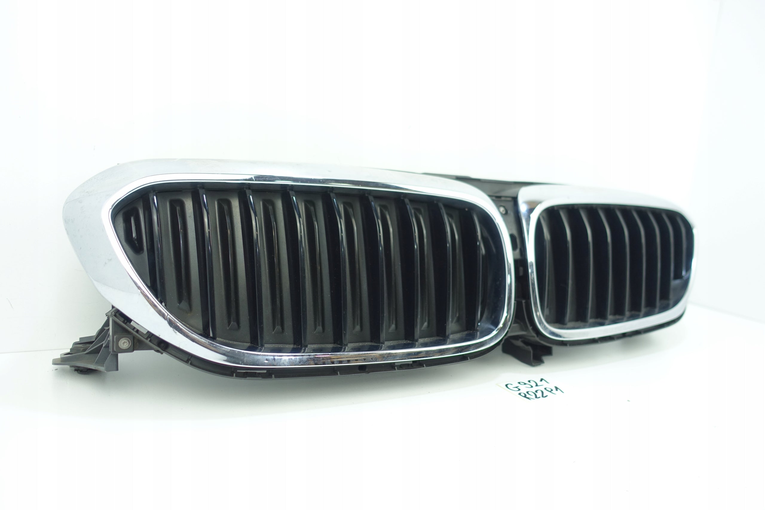 Kühlergrill BMW G30 G31 FRONTGRILL 1871561 Kühlergitter