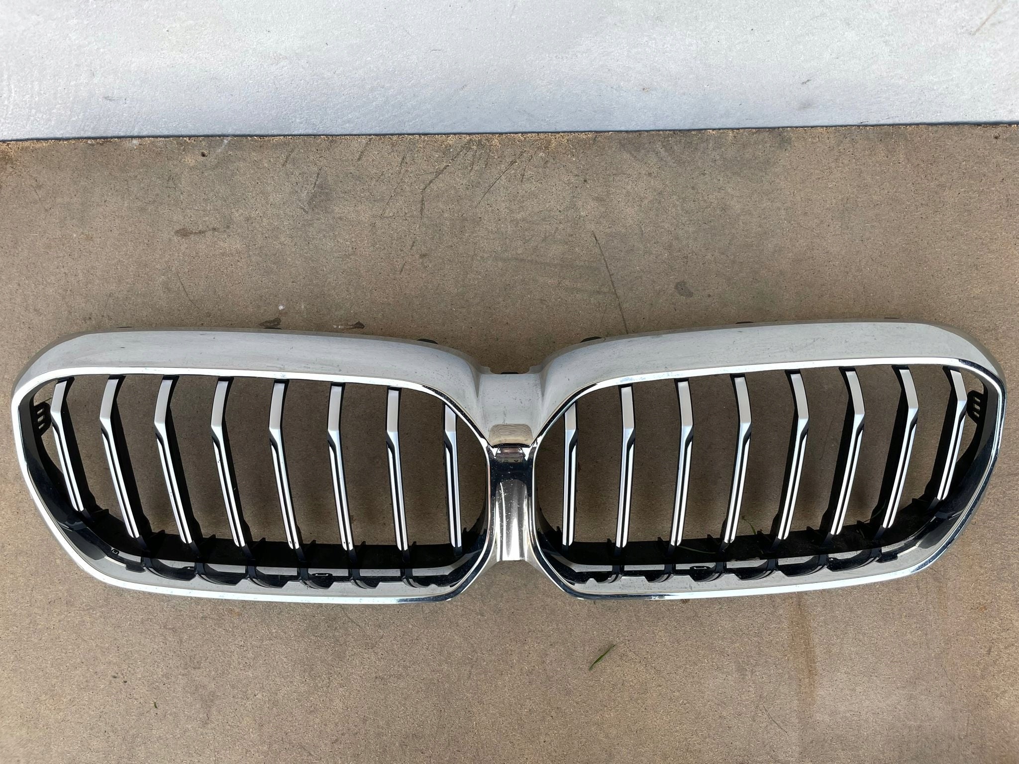 Kühlergrill BMW G30 G31 FRONTGRILL Kühlergitter