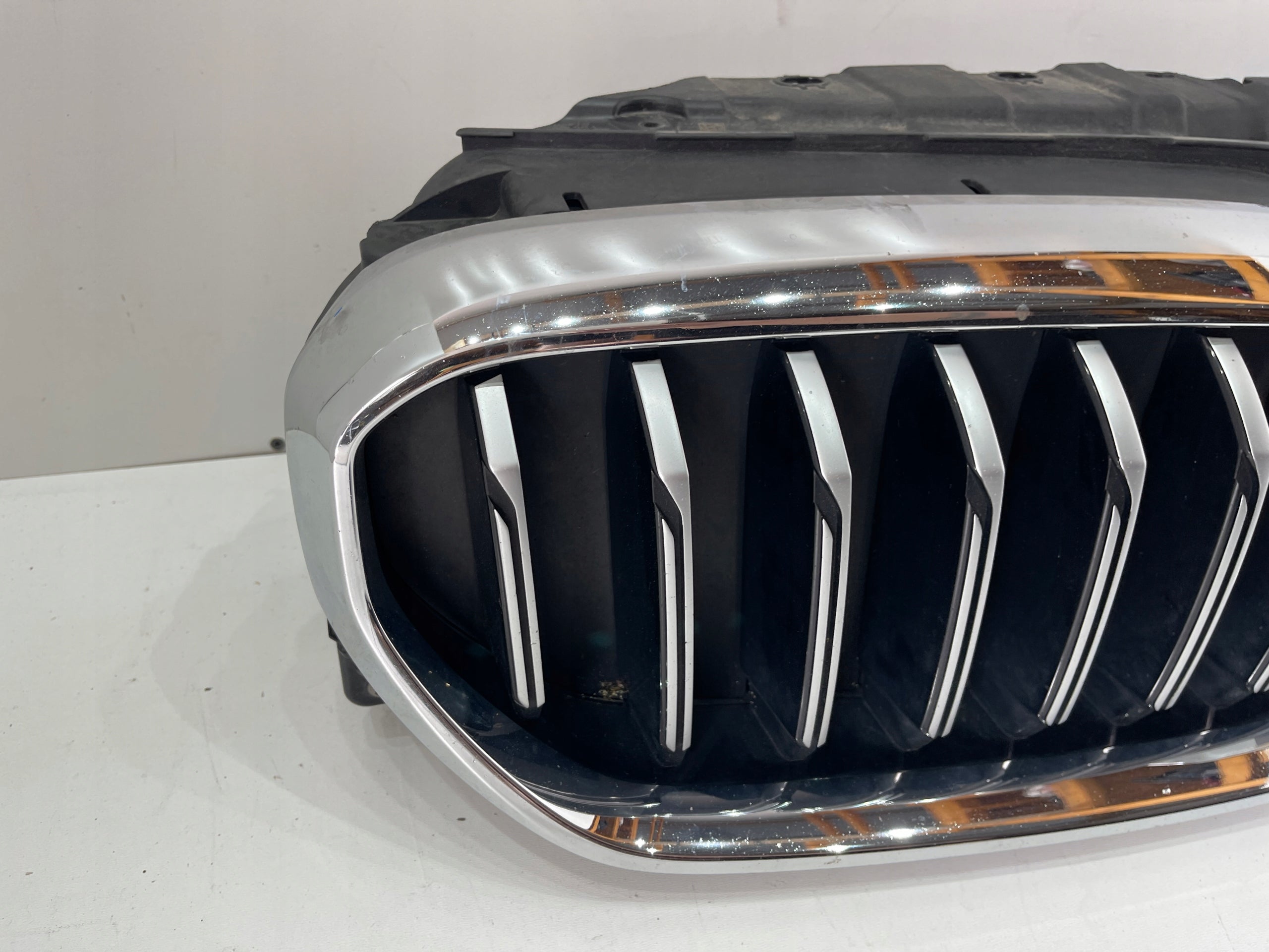 Kühlergrill BMW G30 G31 5 G30 FRONTGRILL Kühlergitter