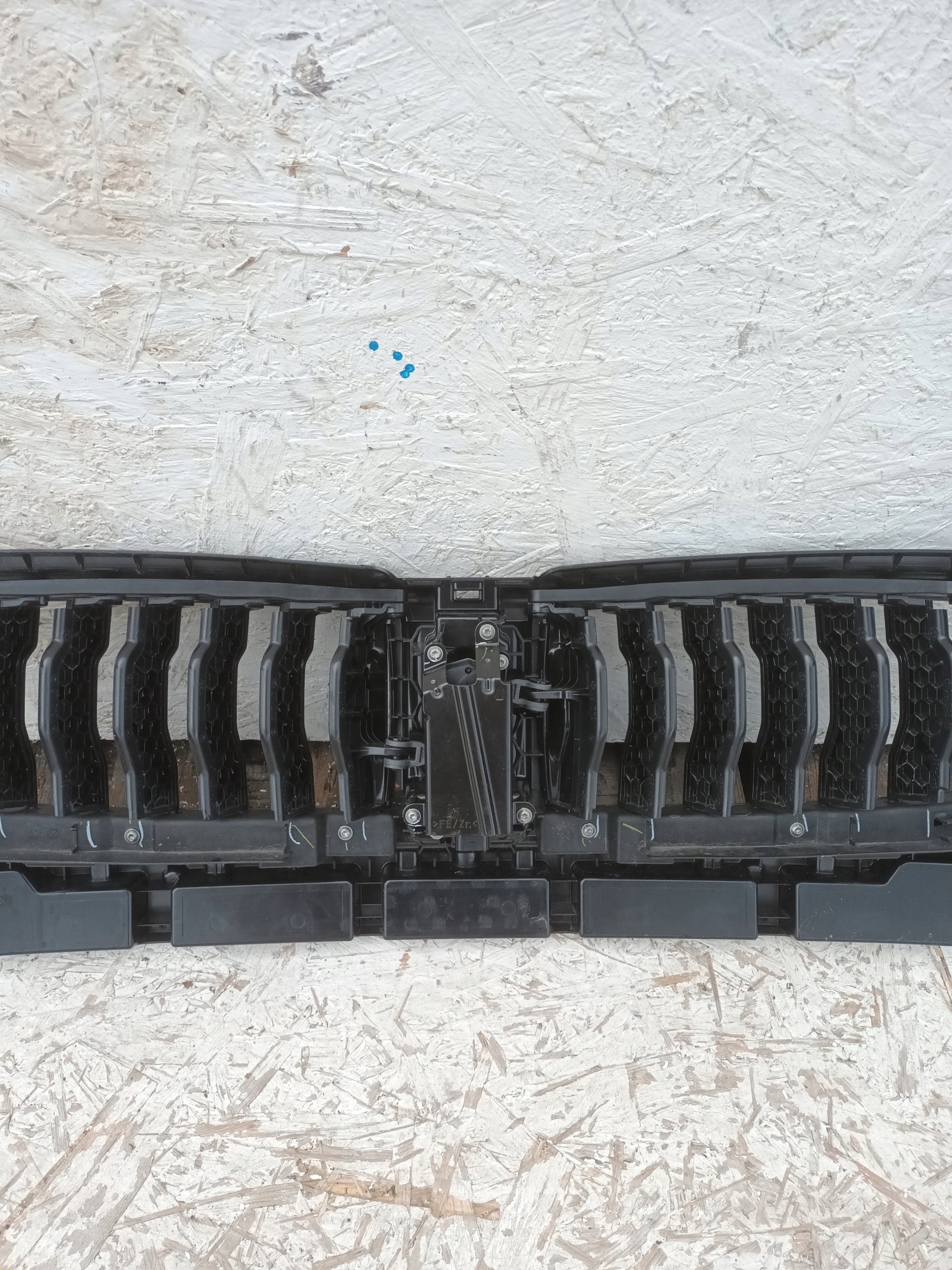 Kühlergrill BMW G42 FRONTGRILL 1107381 Kühlergitter