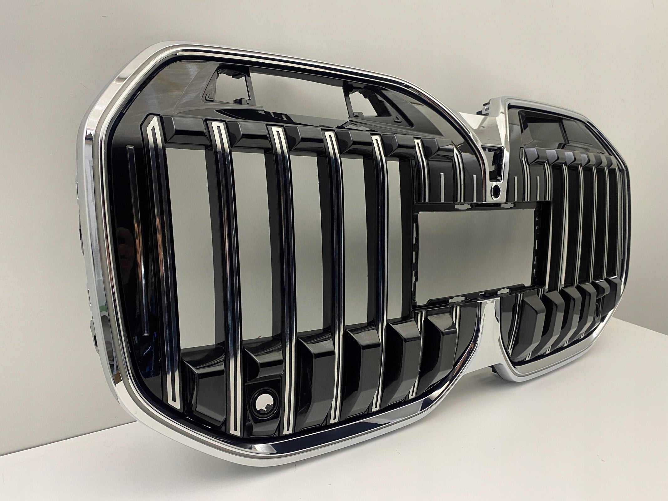 Kühlergrill BMW I7 G70 FRONTGRILL Kühlergitter